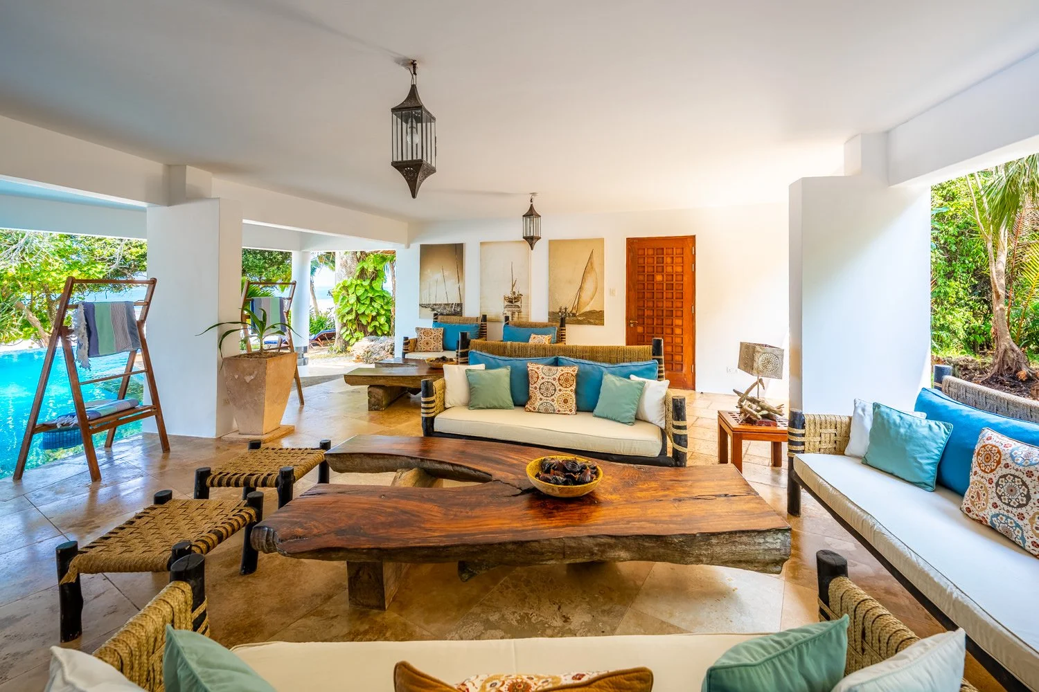 0050-Tequila Sunrise Villa 2026-_A7V3120-HDR.jpg