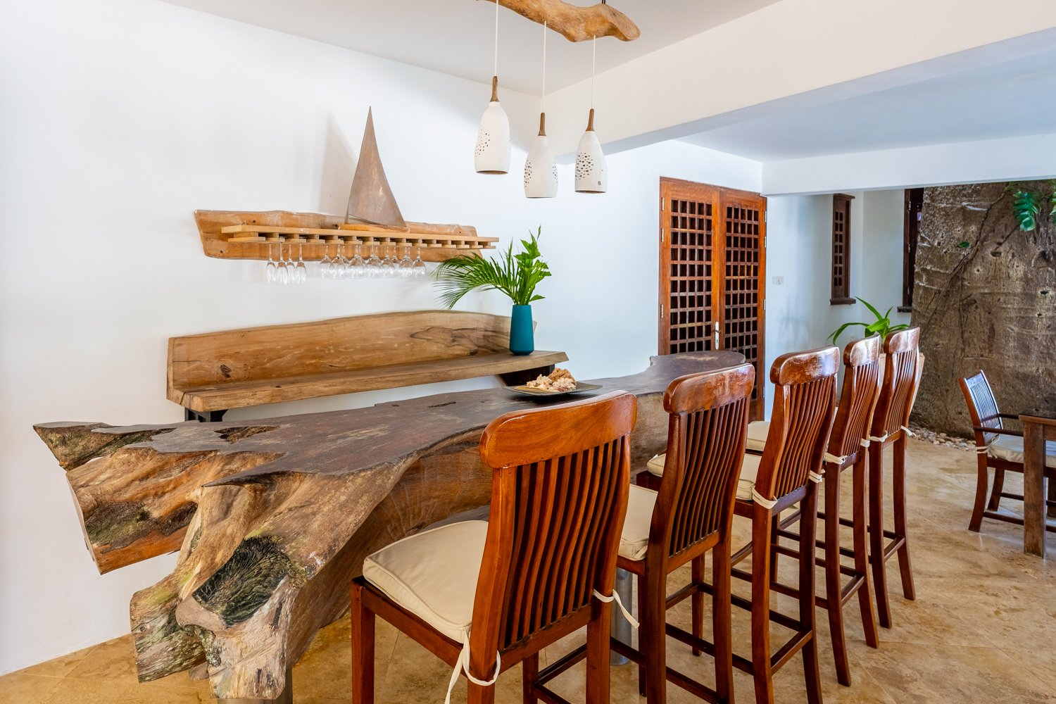 0053-Tequila Sunrise Villa 2026-_A7V3144-HDR.jpg