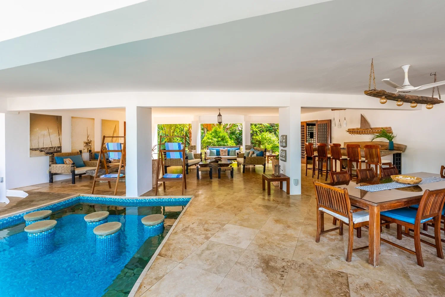 0060-Tequila Sunrise Villa 2026-_A7V3195-HDR.jpg