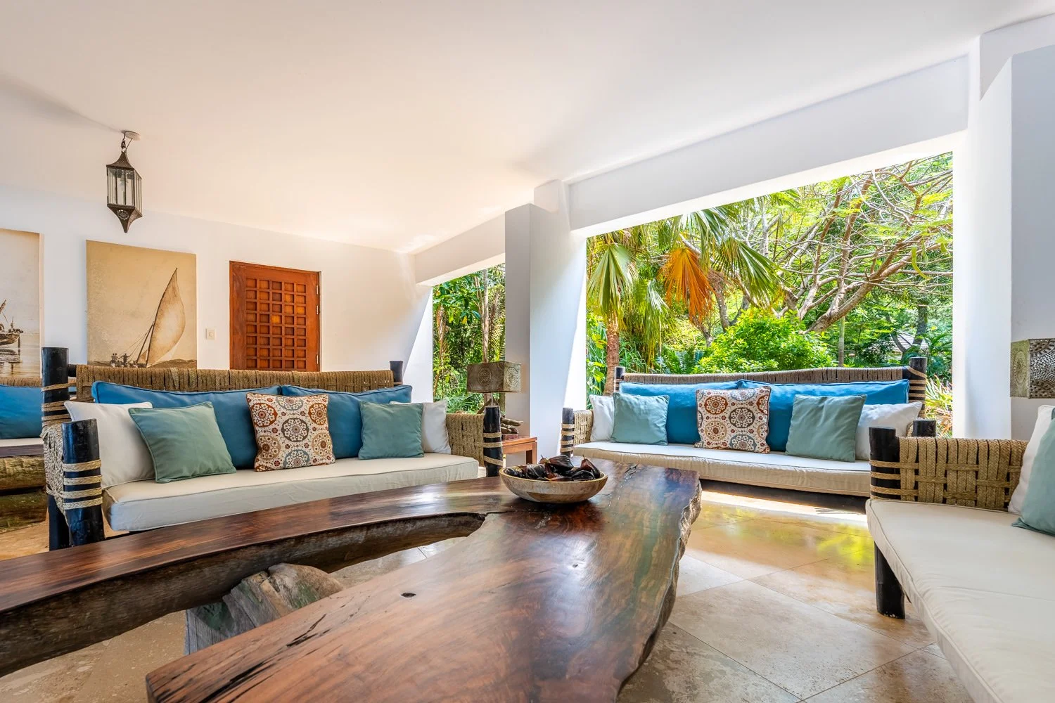 0069-Tequila Sunrise Villa 2026-_A7V3240-HDR.jpg