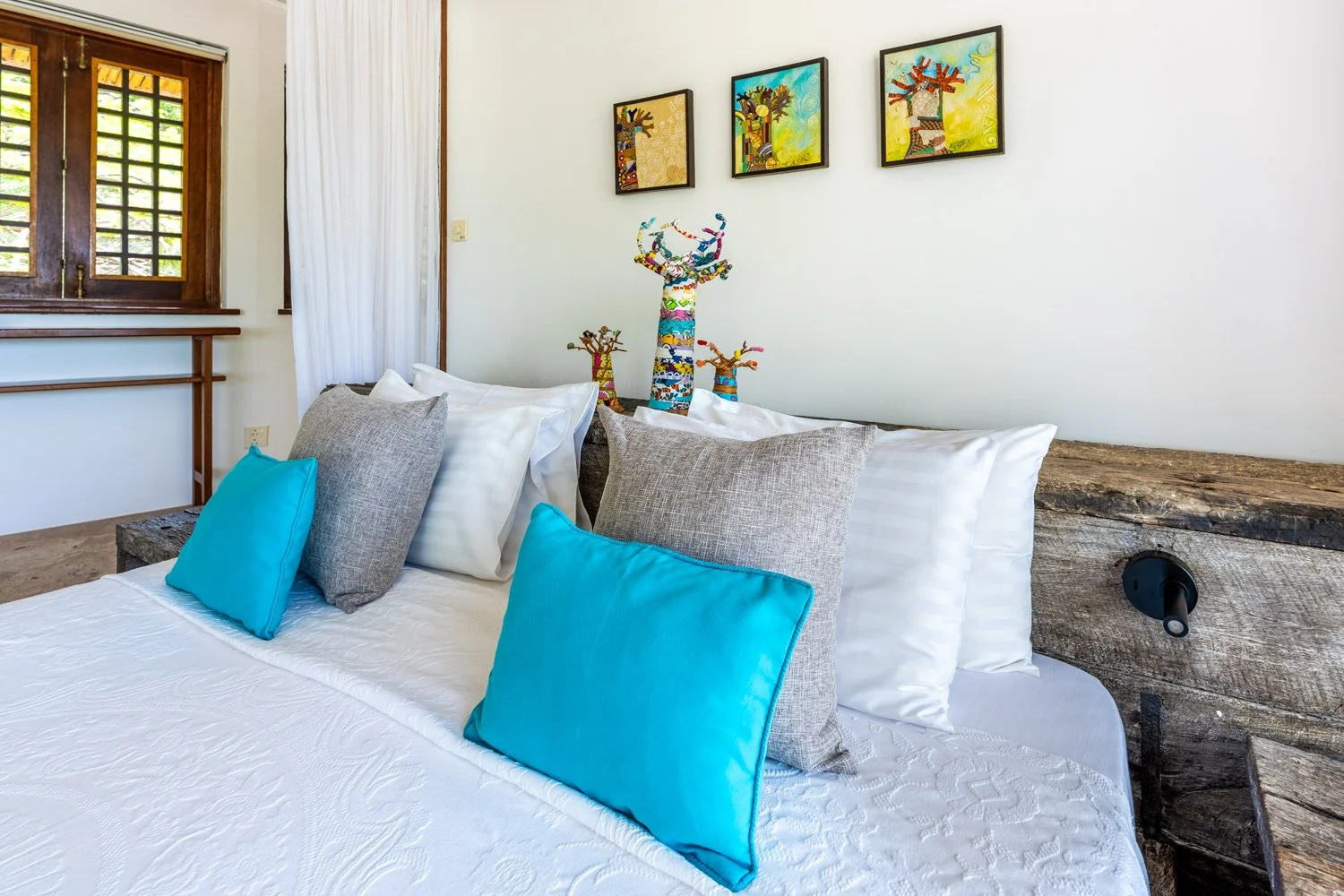 0117-Tequila Sunrise Villa 2026-_A7V3519-HDR.jpg