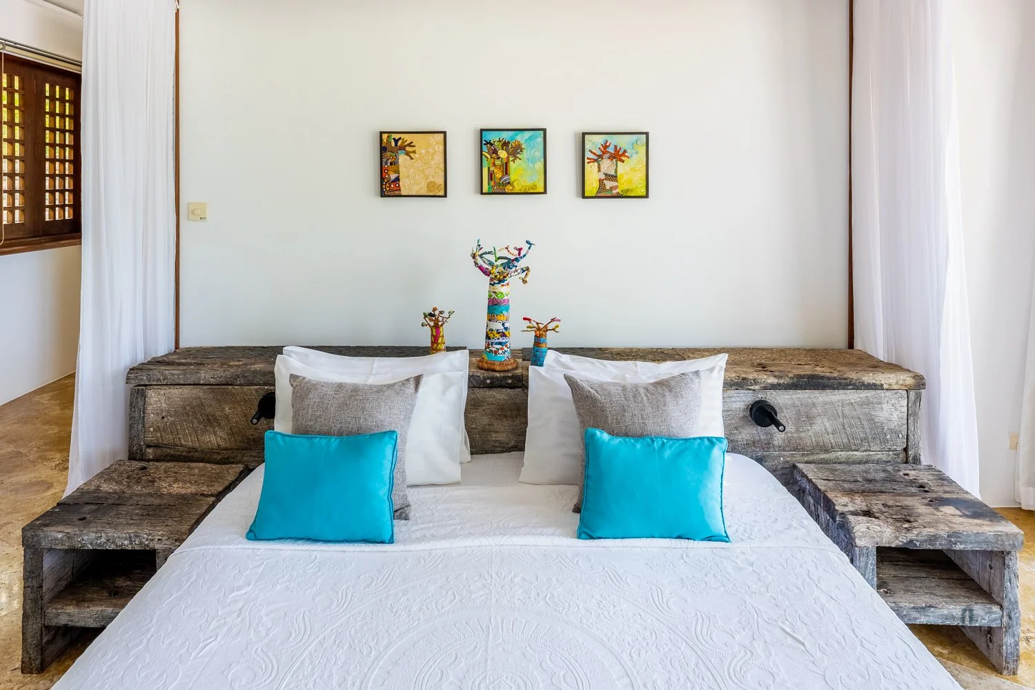 0119-Tequila Sunrise Villa 2026-_A7V3537-HDR.jpg