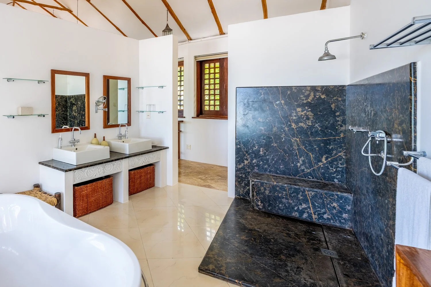 0126-Tequila Sunrise Villa 2026-_A7V3570-HDR.jpg