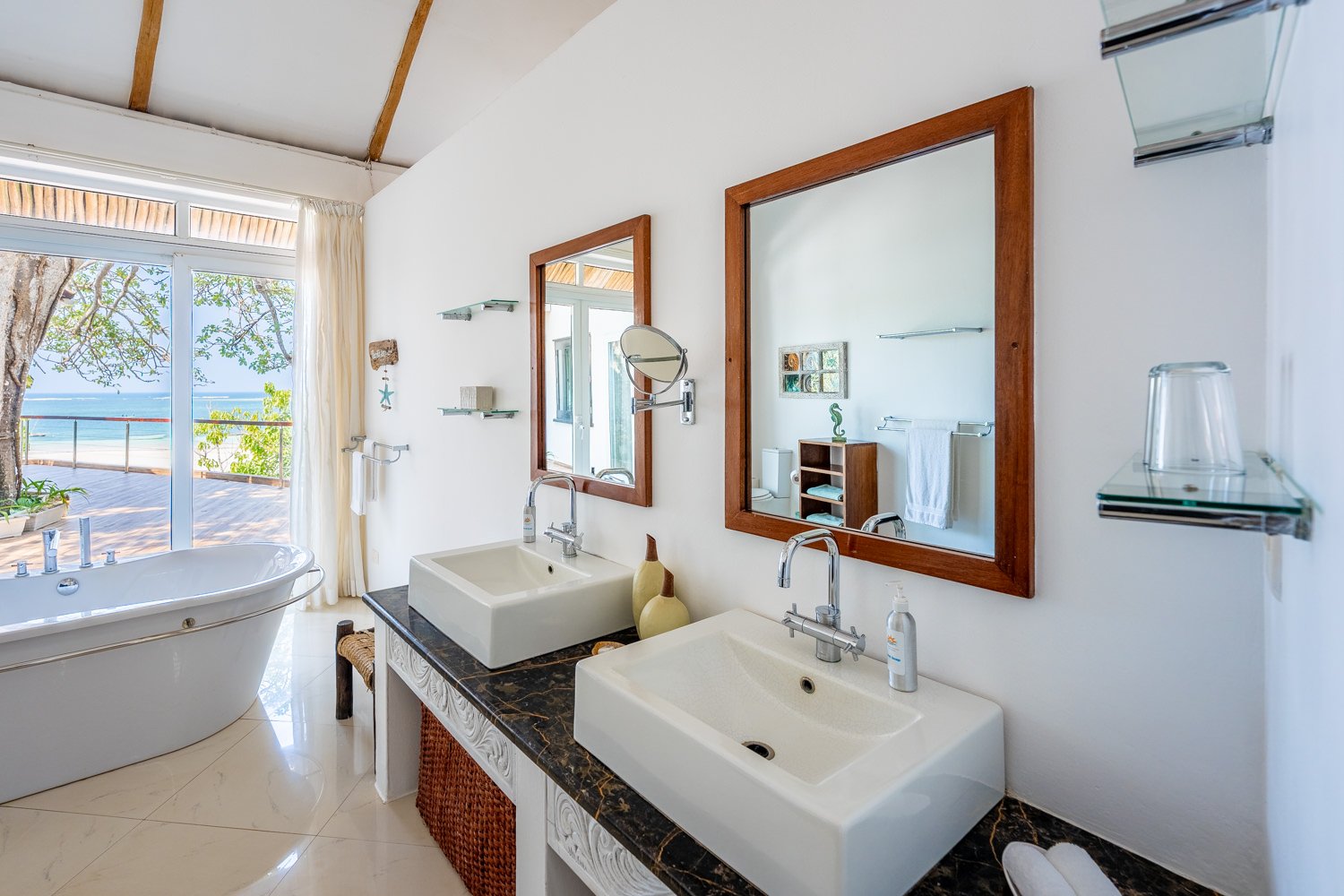 0127-Tequila Sunrise Villa 2026-_A7V3585-HDR.jpg