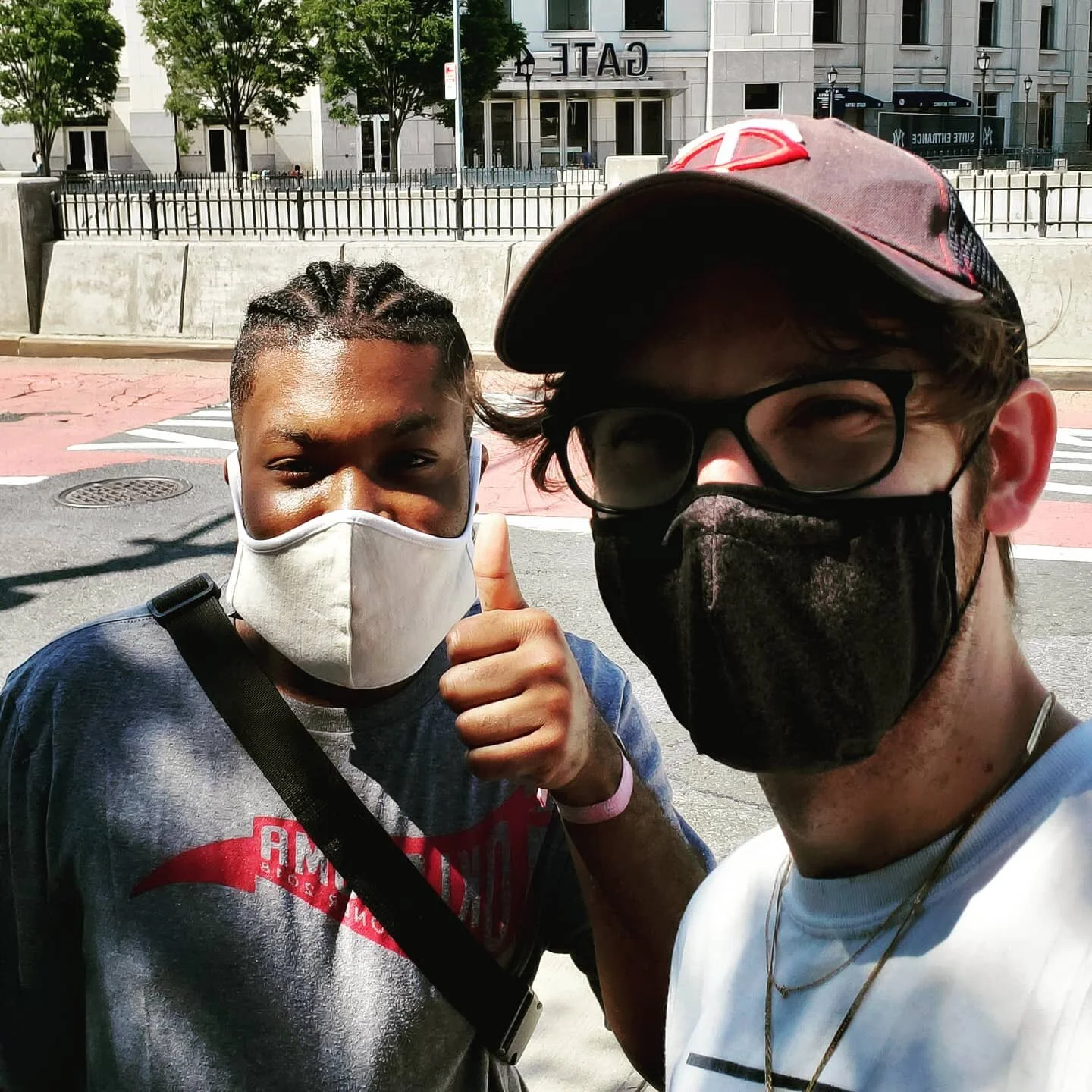 One year ago today, me and @elvie.ellis became roommates in a two bedroom apartment in Harlem. 

We met on Facebook and had one drink together before deciding to live together. 

The next day, the city shut down. We both started working from home, sp