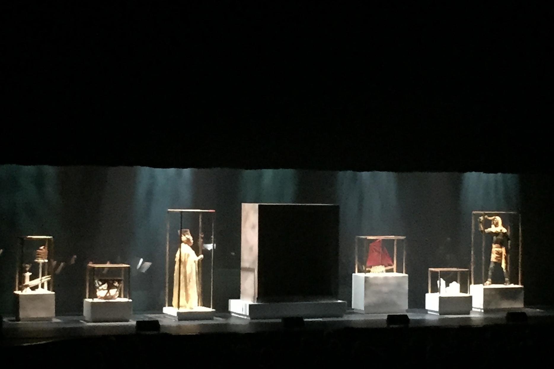 Encore - Aida Opening Museum Look.jpg