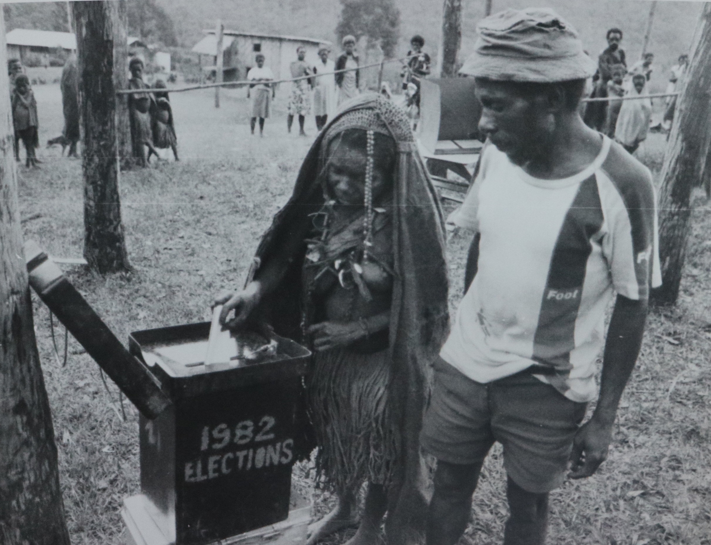 Voting in the 1982 National elections, Mt Hagan, PNG (PNG National Archives)