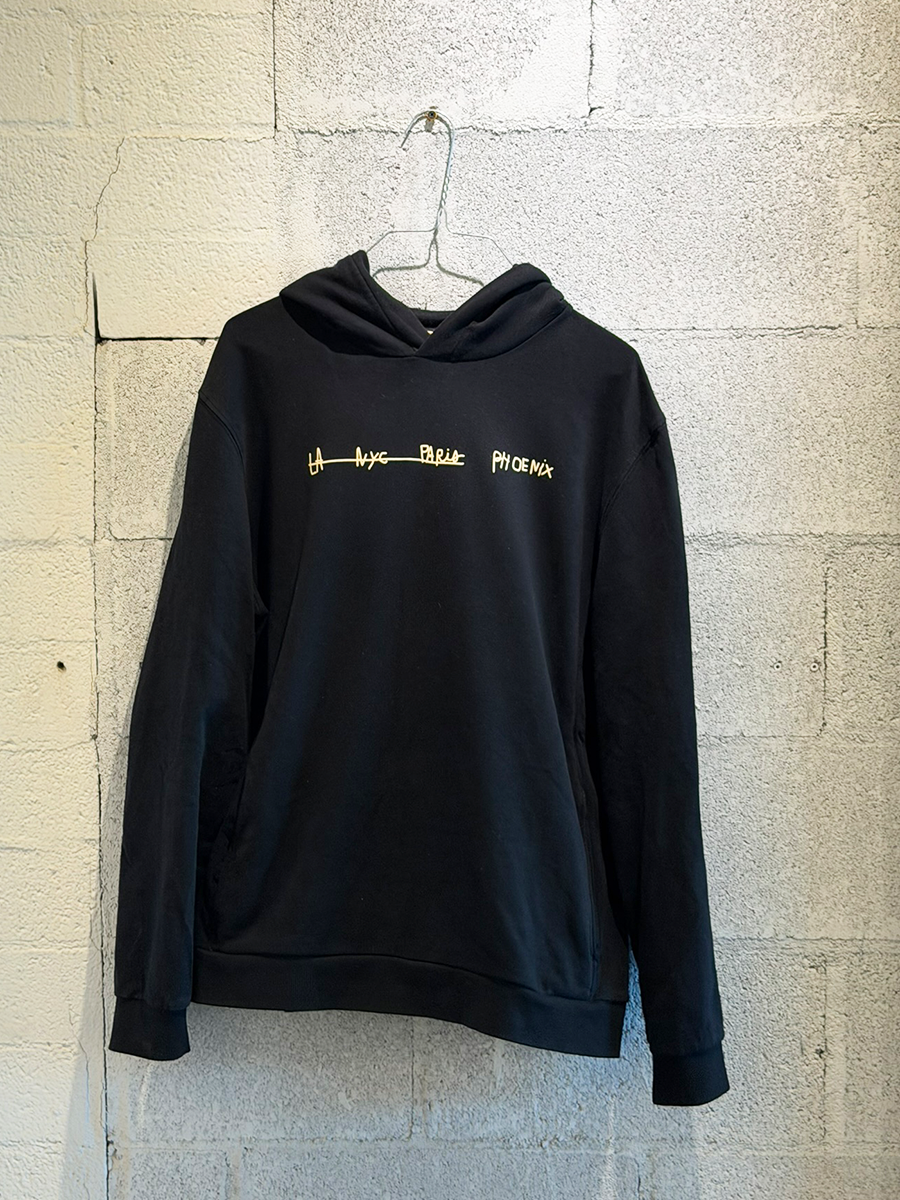 black hoodie, front.png