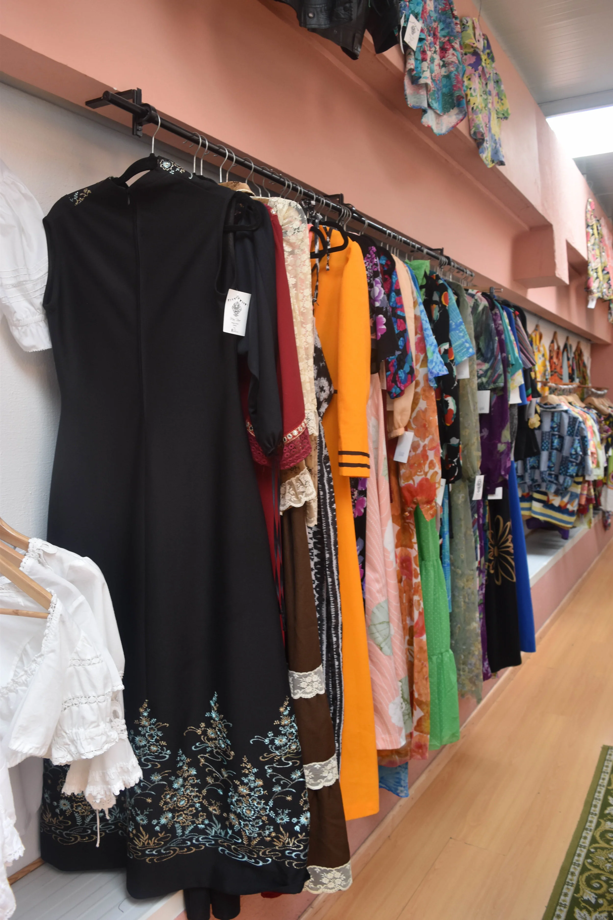 Dresses and dresses for every occasion.