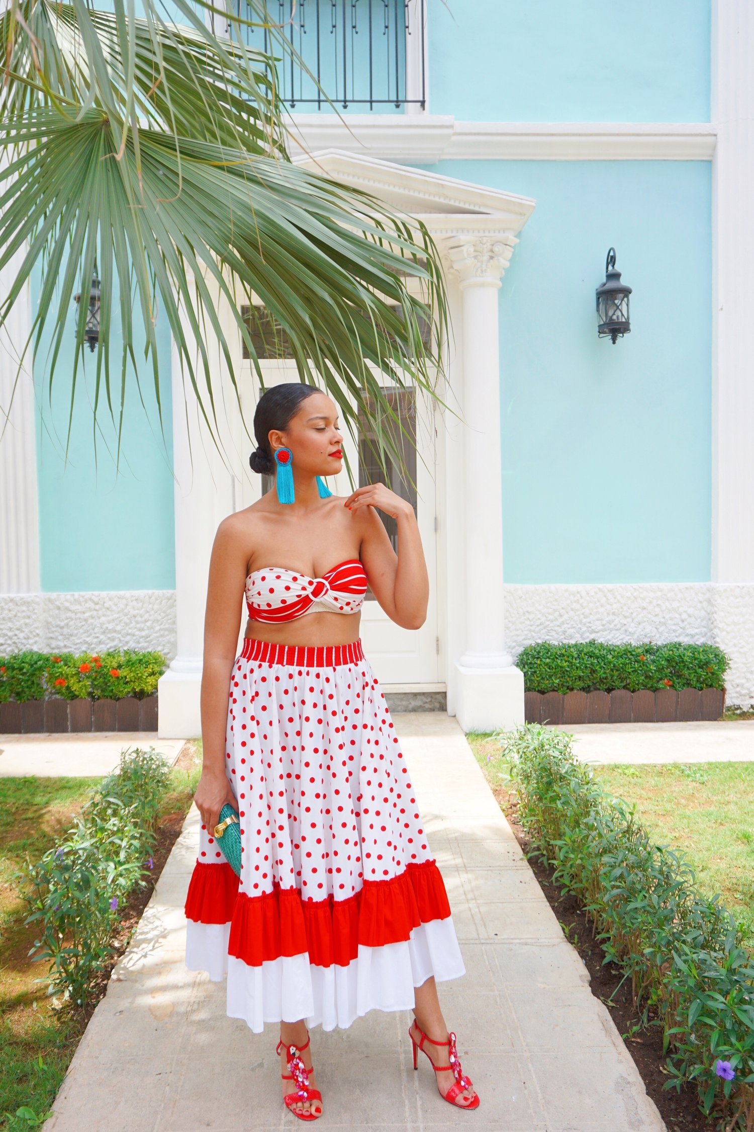 Bowing down to the “ Señorita in Polka Dots ”. 💃🏽💃🏽💃🏽