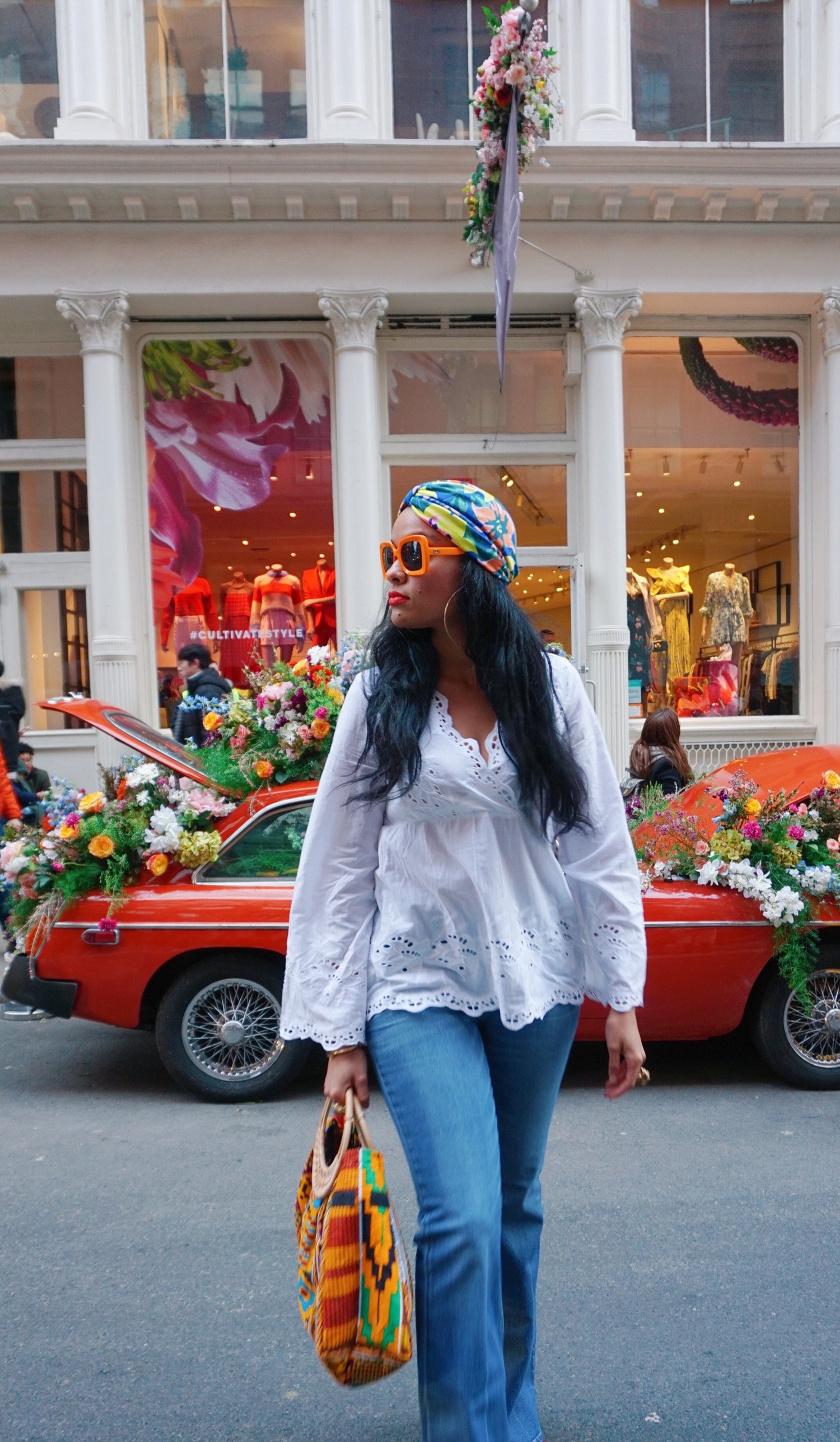 I want to look this chic when I cross the street.