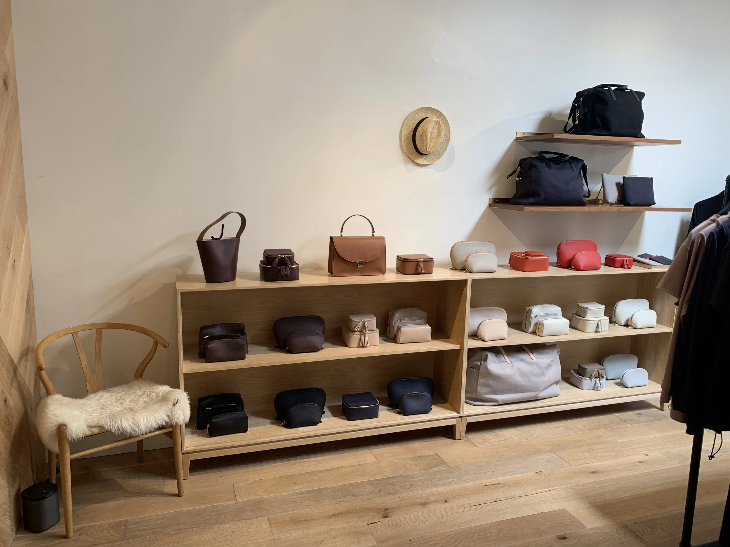 Classic bags in many colors.