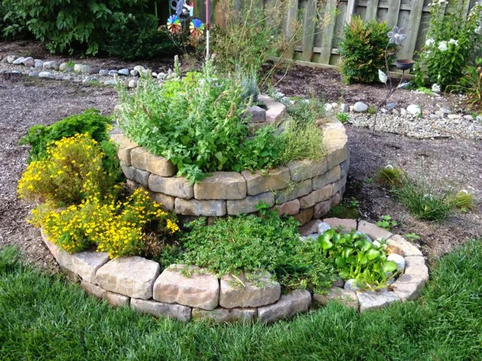 How-to-Build-a-Spiral-Herb-Garden-2.jpg