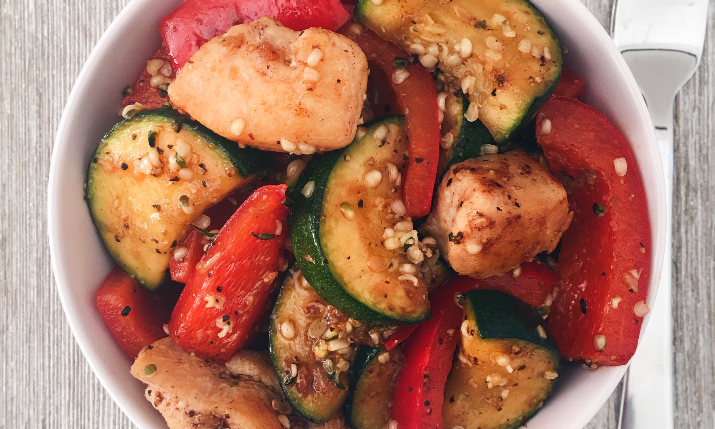 garlic-pepper-chicken-with-veggies-wm.jpg