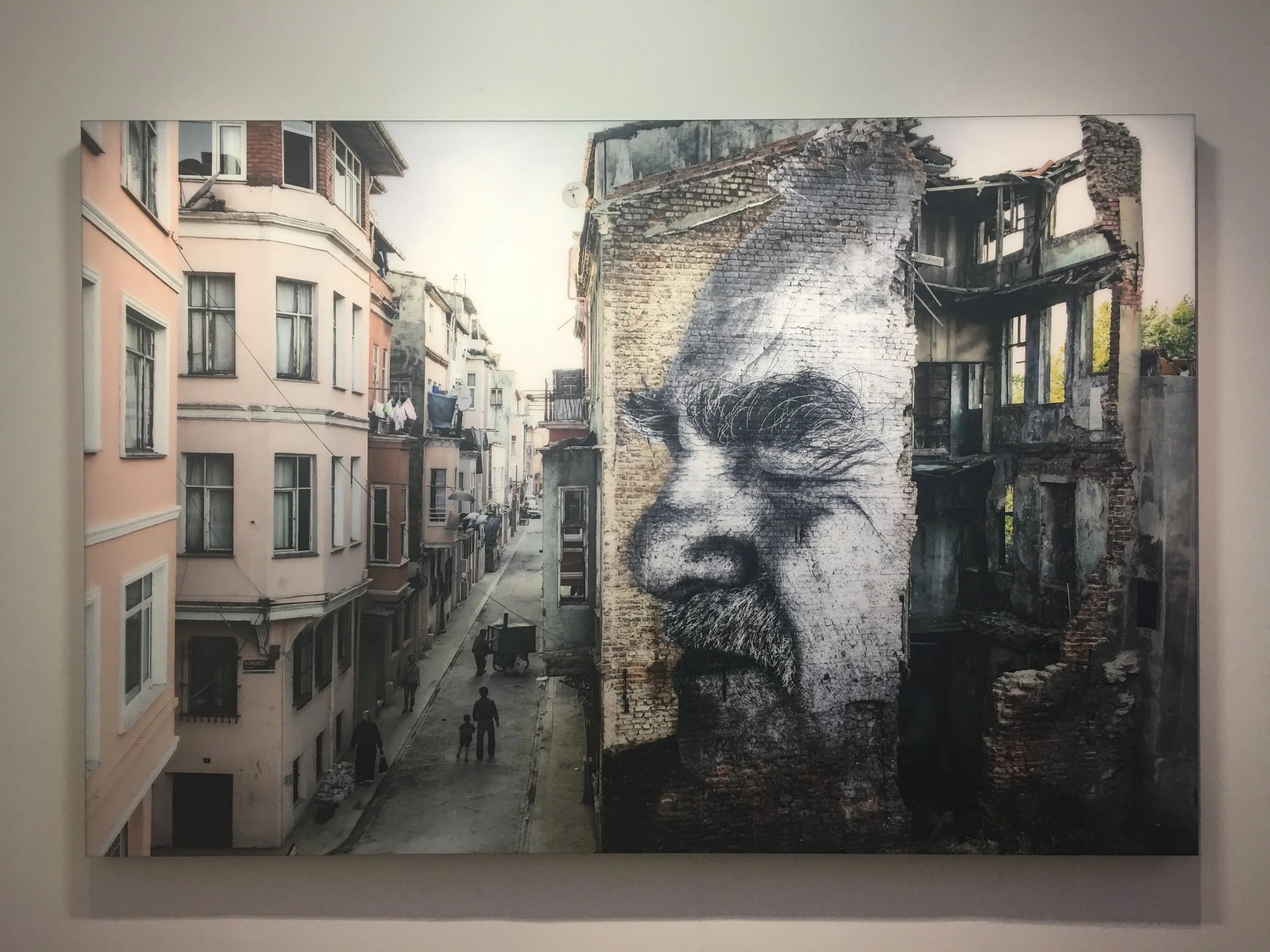 photo mouche cousue The Wrinkles of the City, Istanbul, Kadir An, Work in Progress, Turkey 2017