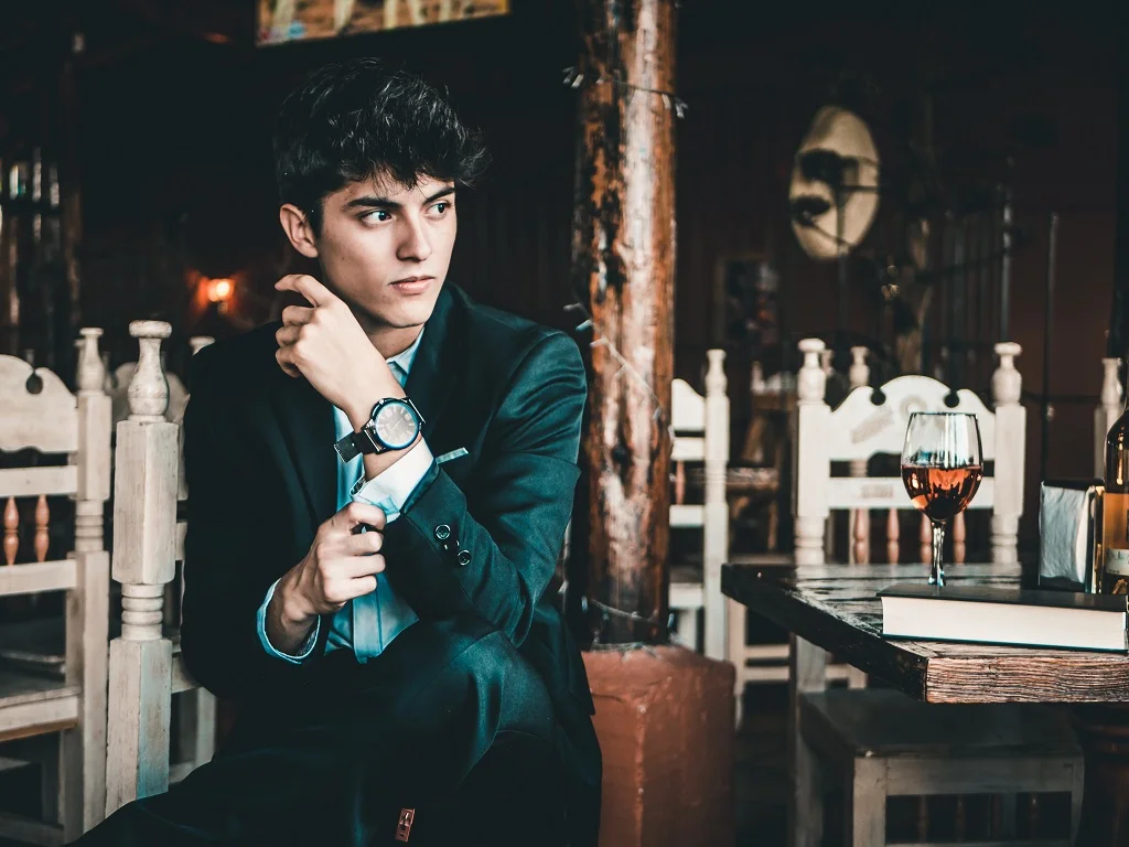 Man in suit.jpg