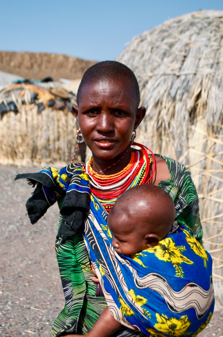 Mother from the El Molo tribe, Lake Turkana, Kenya