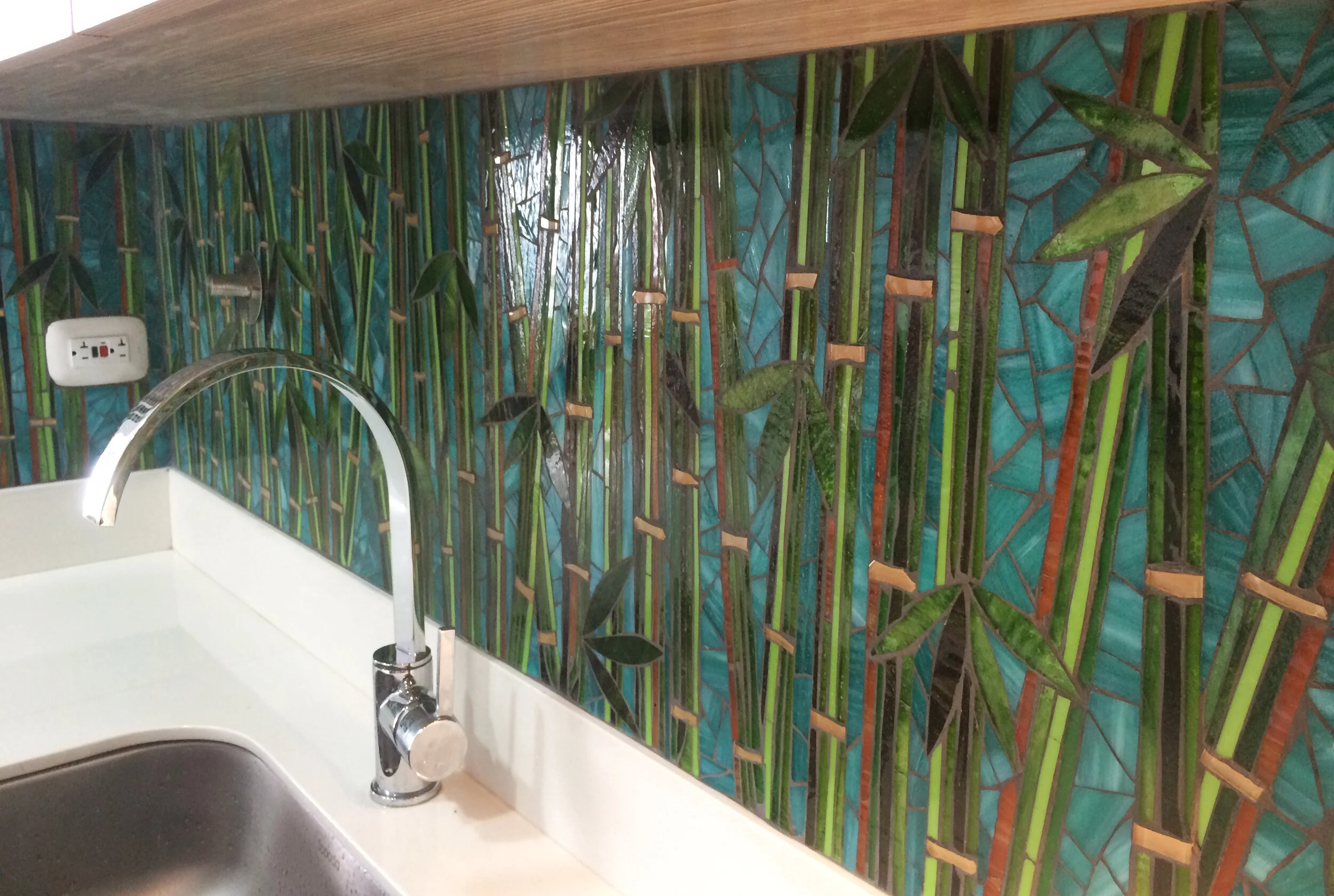 MOSAICO VIDRIO ANAPOSADA 4.JPG