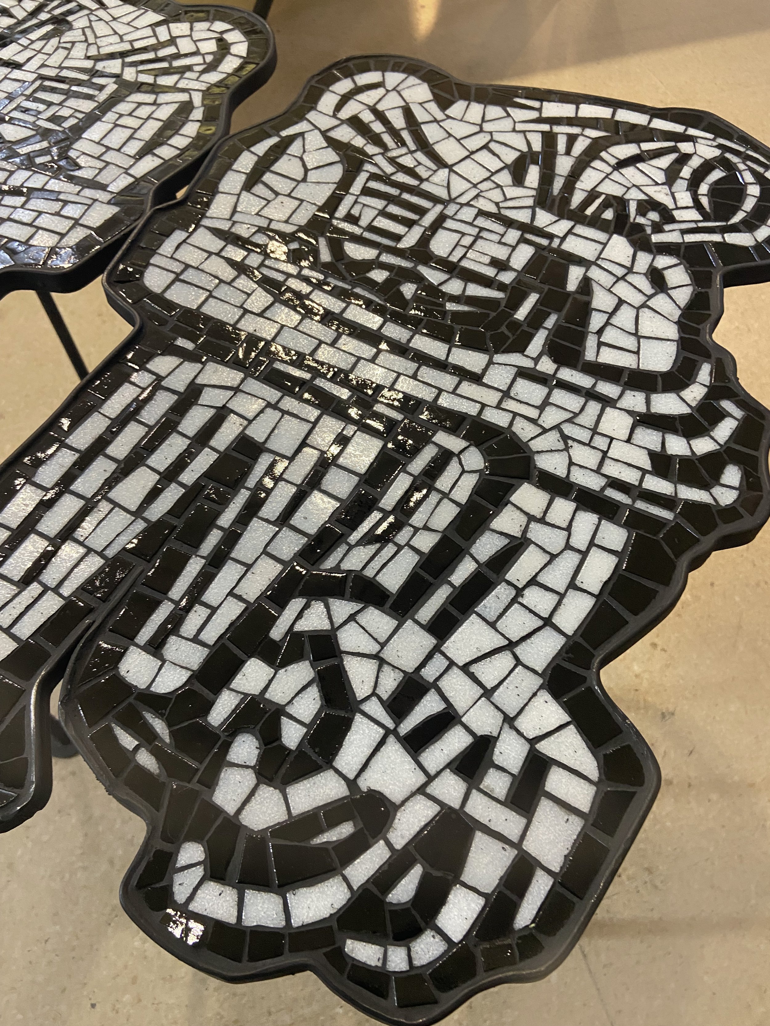 MESA MOSAICO B:N 4.JPG