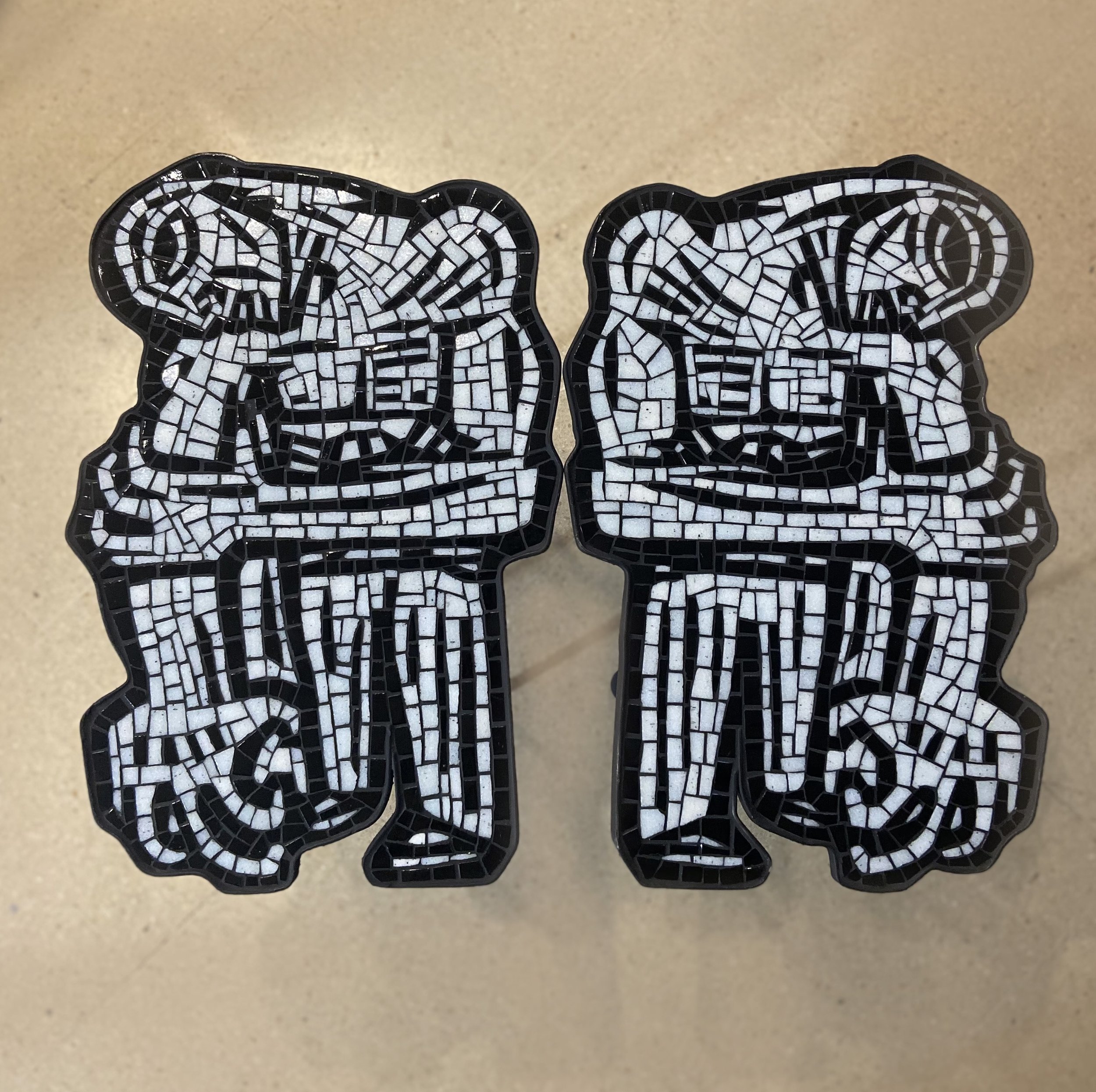 MESA MOSAICO B:N 2.JPG