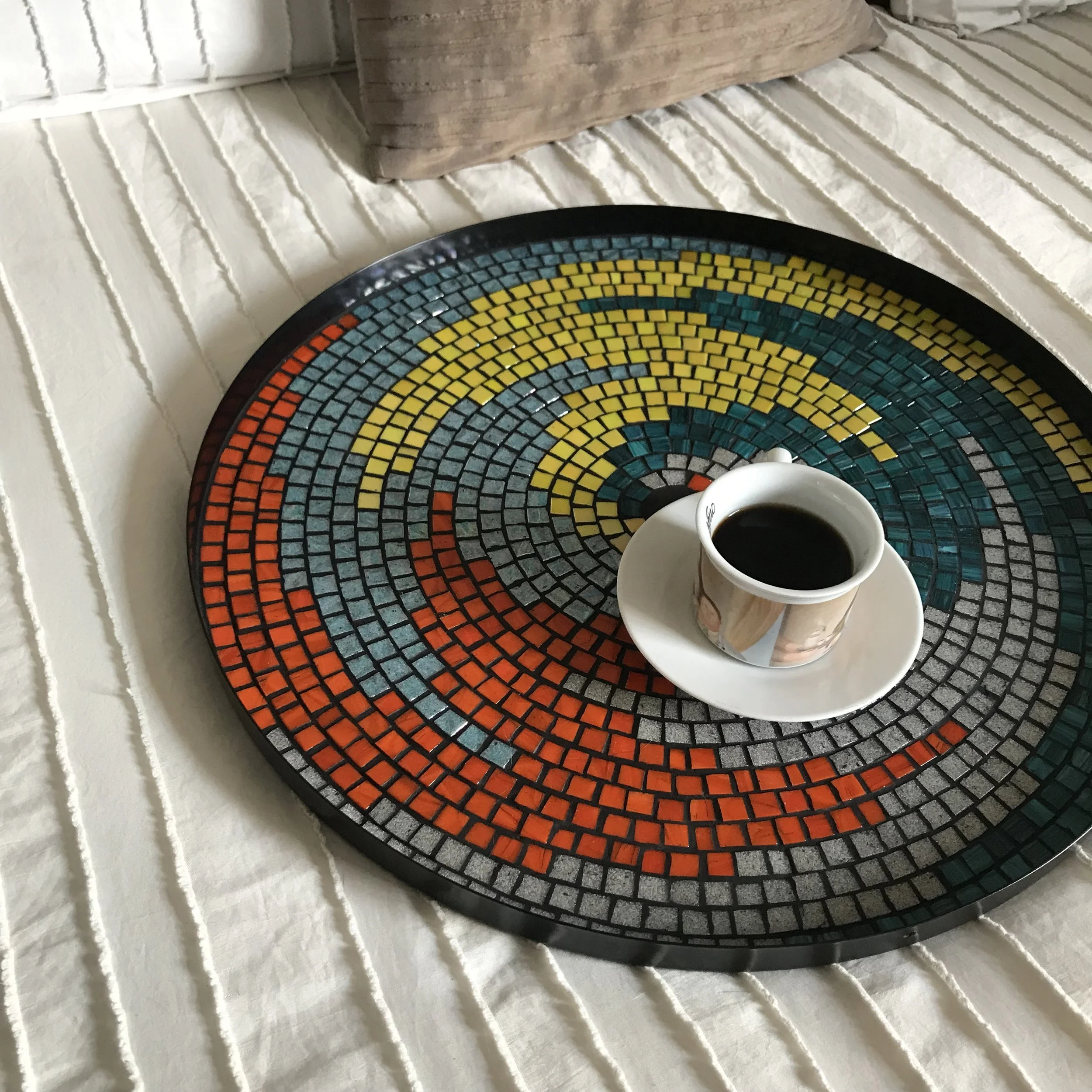 MES AUX TEJIDO 3.JPG