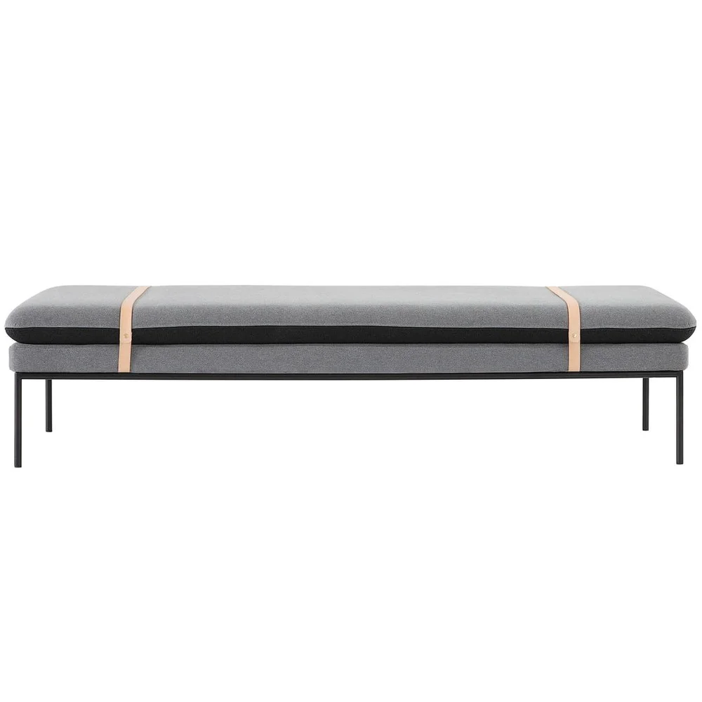 ferm-Living-Turn-Daybed-wool-dunkelgrau-hellgrau-oberteil-gedreht-frei.jpg