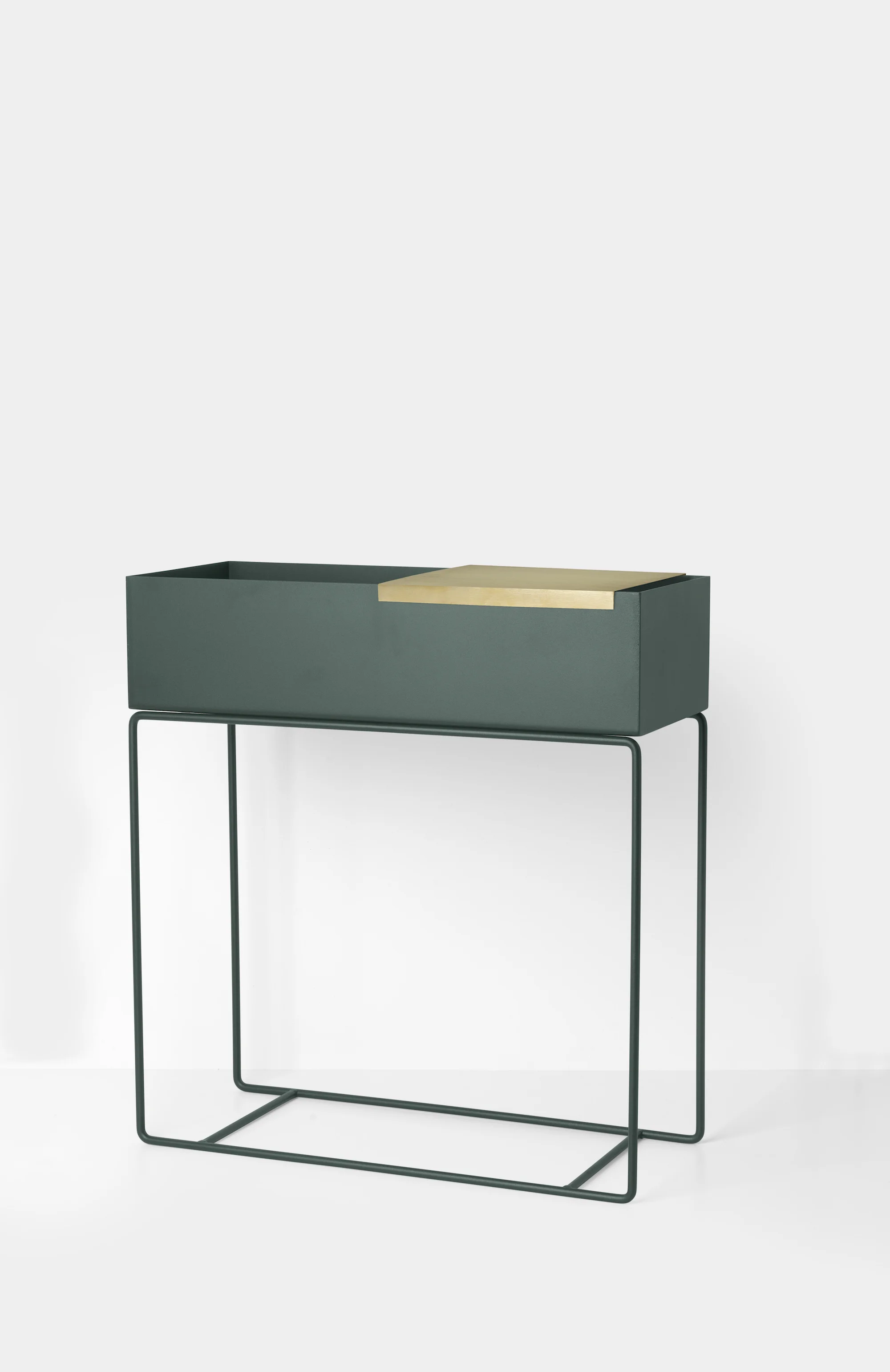 Plant box 5747_1.jpg