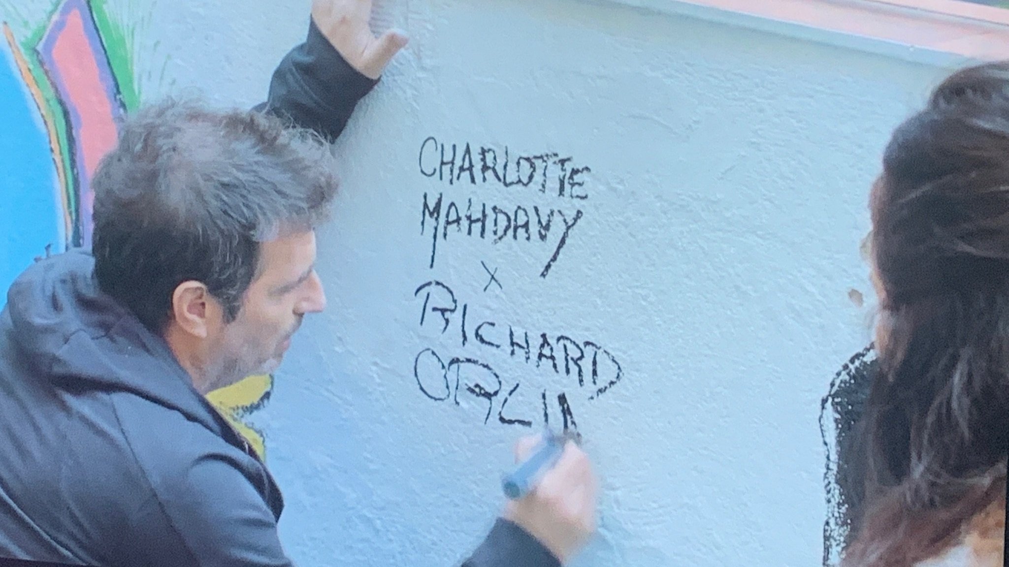 CHARLOTTE MAHDAVY RICHARD ORLINSKI SUR LES MURS 