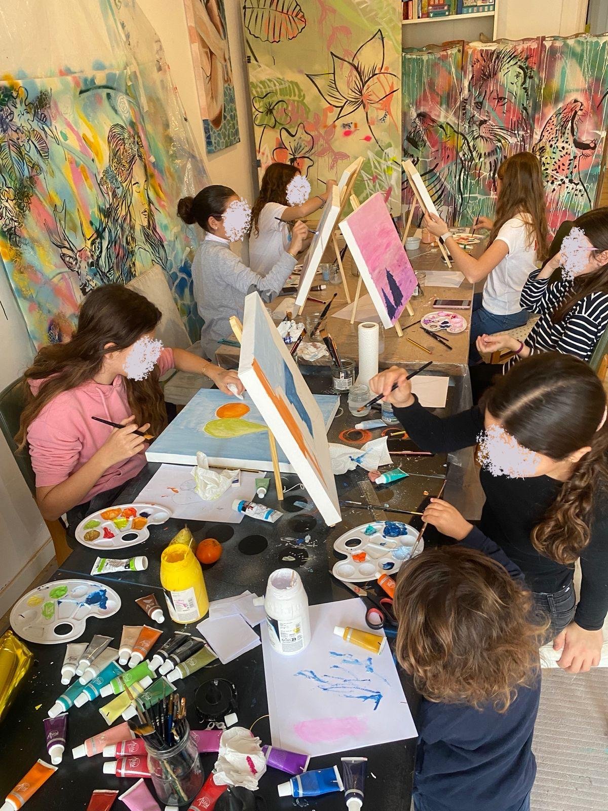 CHARLOTTE MAHDAVY atelier enfants.jpeg