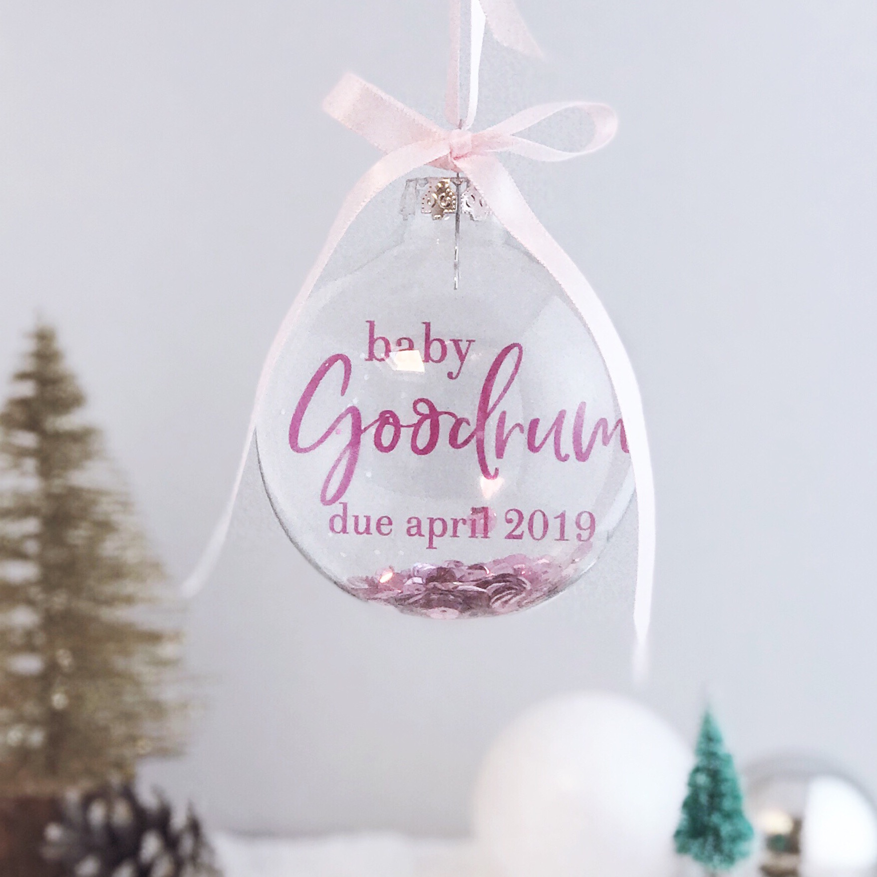 christmas bauble pregnancy announcement