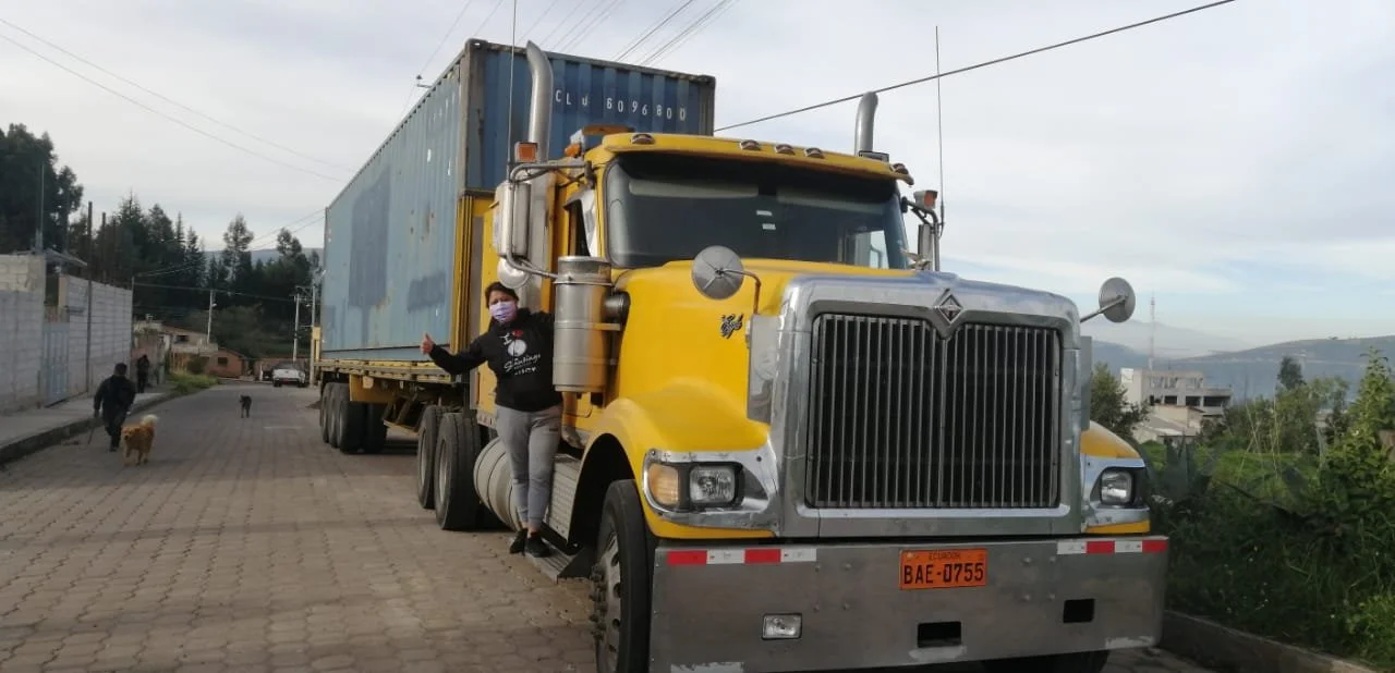 Container arrives to Cayambe!