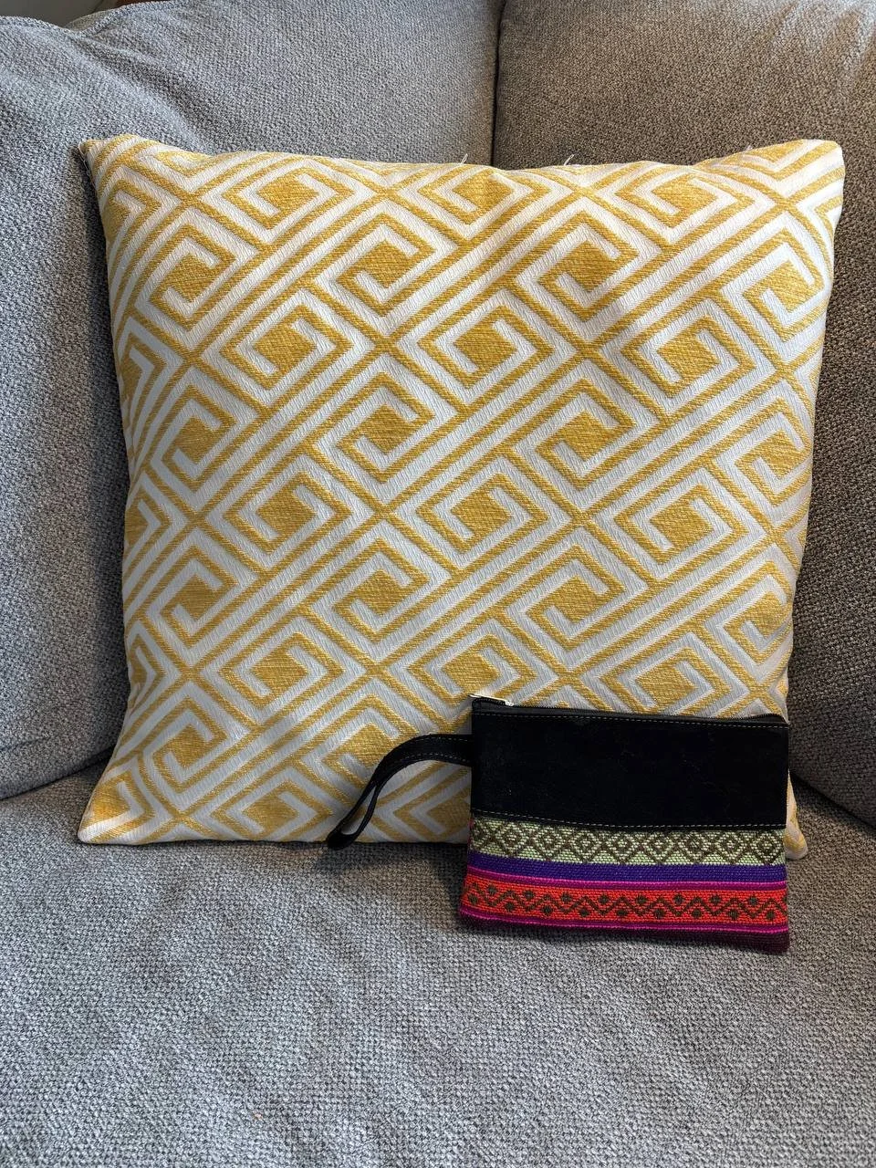 Handbags - Wristlets