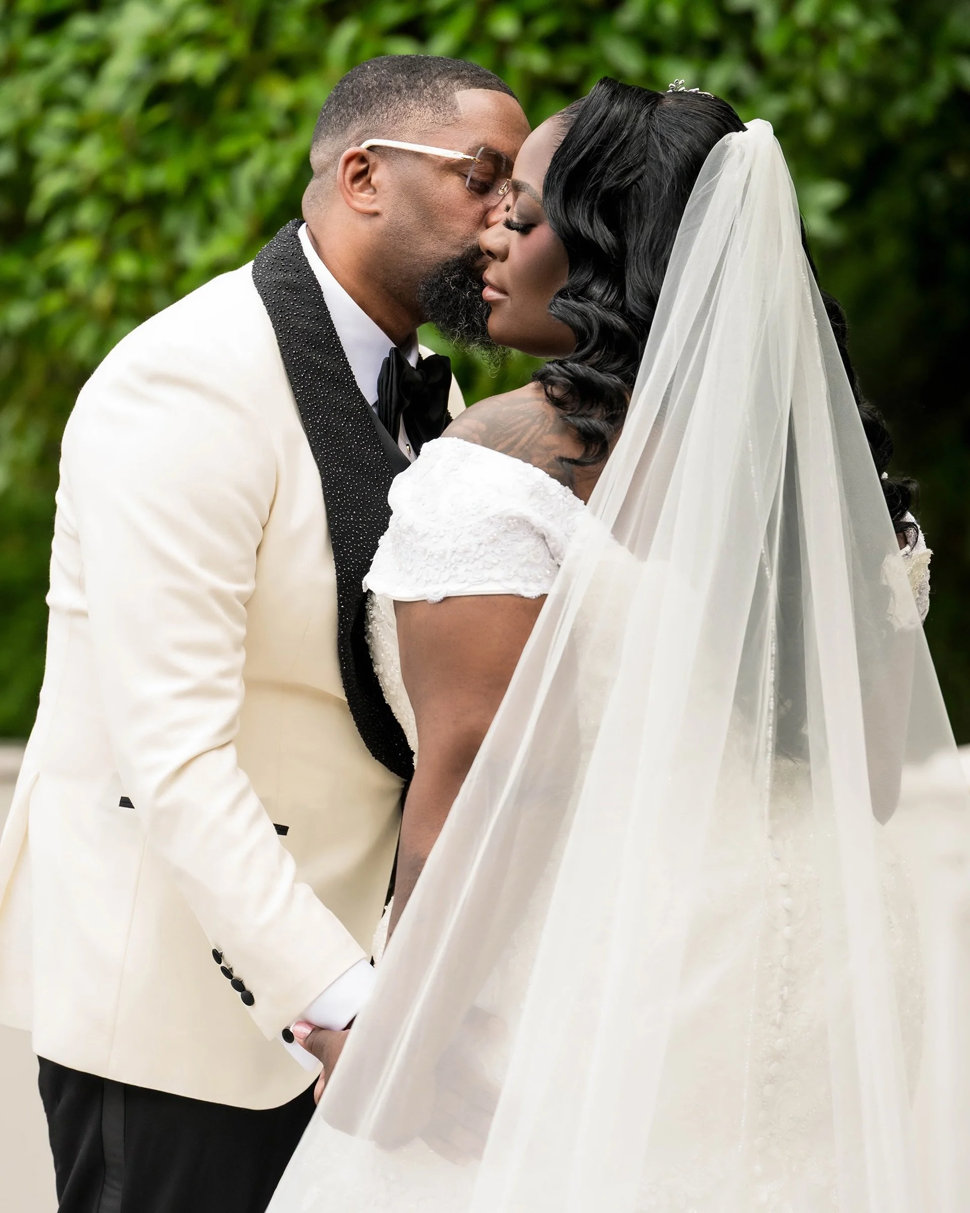 Forever never looked so beautiful. Congrats to Nicole &amp; Michael!
.
Bride: @nicoledessie
Venue: @thewaterfall_de
Planning, &amp; Design: @HausofParlor
Bride MUA: @itshotchiick
MUA: @sariyahgbeauty
Bride Hair: @jsamaiye.bridal
Photography: @sherond