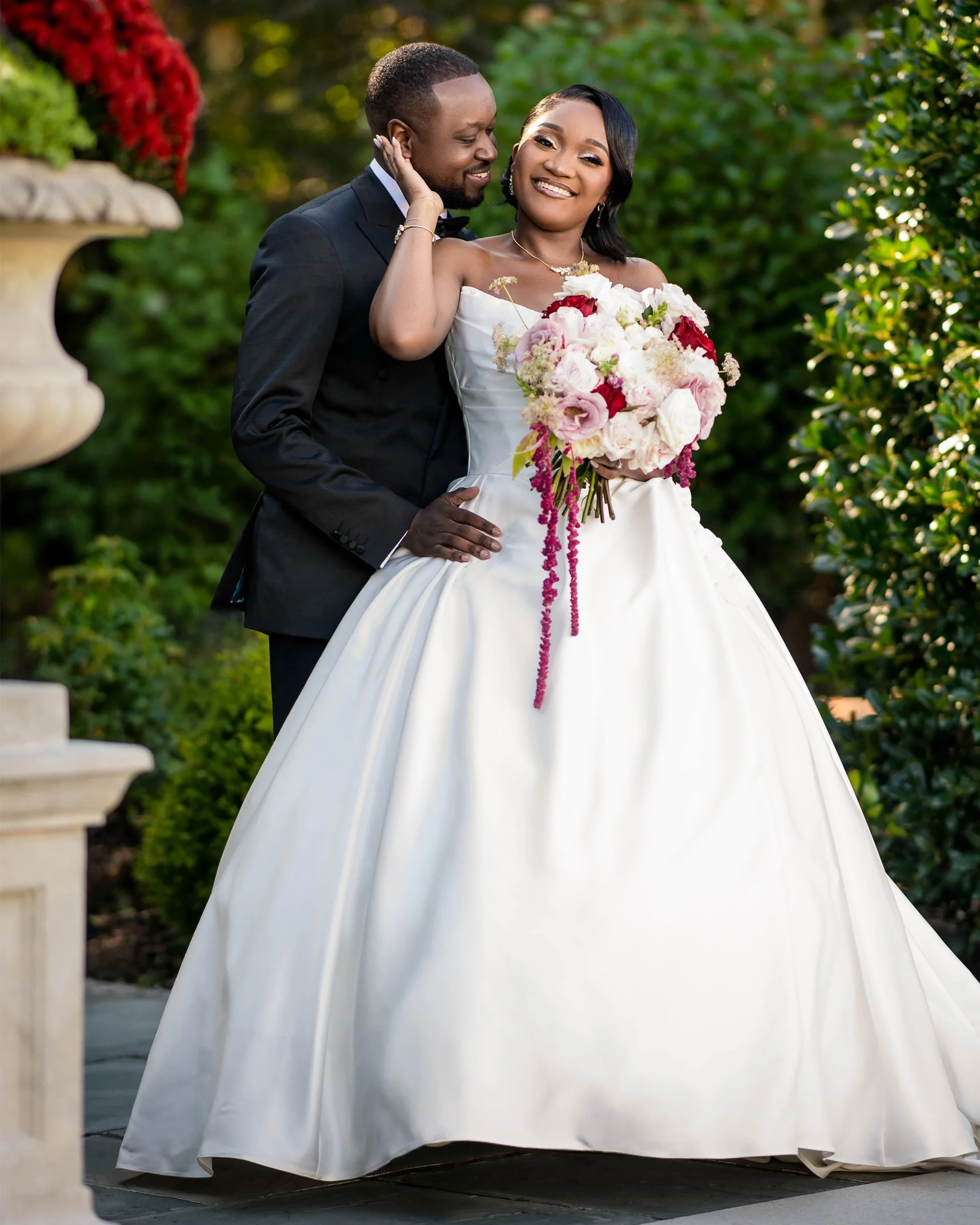 A week of marriage. A lifetime of happiness.
.
Bride: Henrose
Groom: @_jonny.15_
Video @henrysaintjeanfilms
Venue @parkchateau
Floral @prettyroseco
Hair @beatbymarie
Photo @sherondaphoto
Videography: @henrysaintjeanfilms
Photobooth: @instaglamourphot