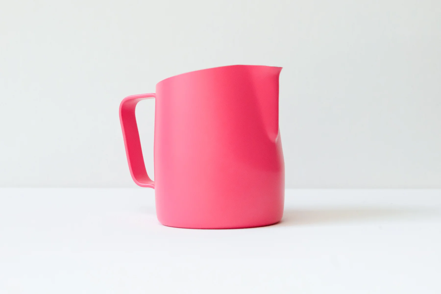 WPM SLOW POUR PITCHER