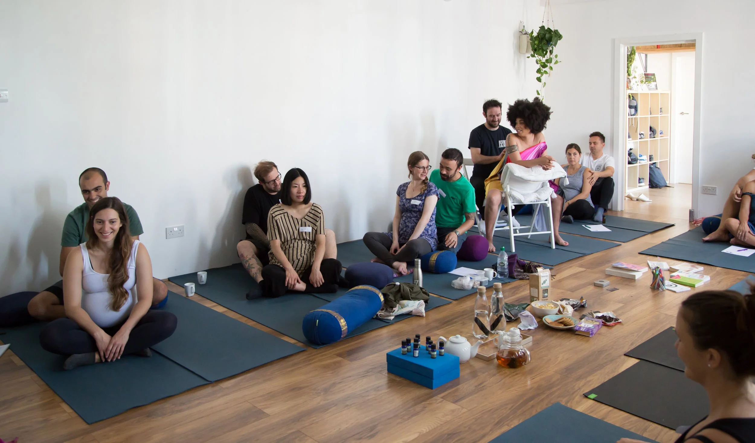 Group Hypnobirthing Class London couples pregnancy massage.jpg
