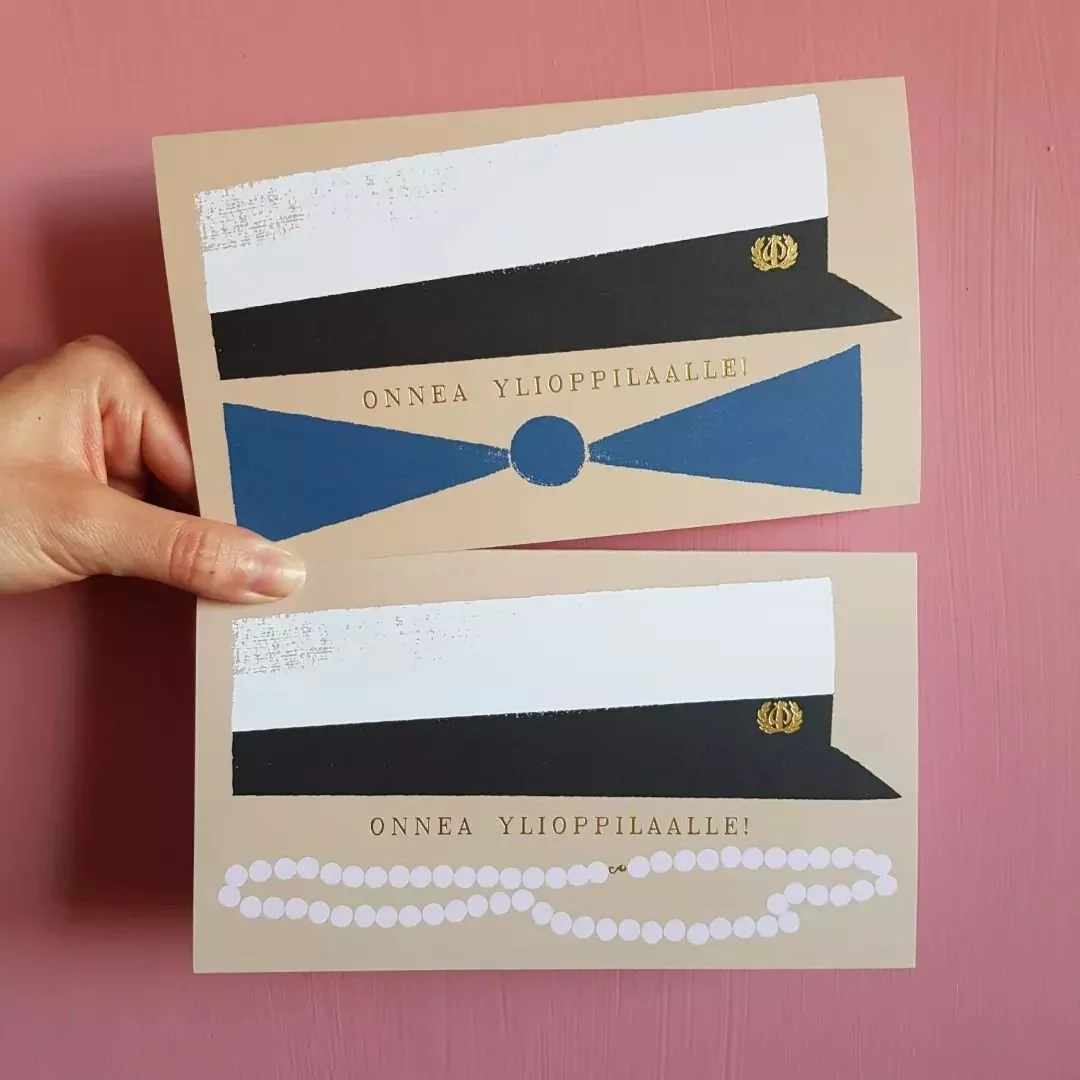 Jos sulta puuttuu viel&auml; onnittelukortti valmistuvalle, niin t&auml;ss&auml; muutama vaihtoehto🌹🥳🌹

@paletinkortit 
#onnittelukortti #valmistujaiset #ylioppilaskortti #korttikuvitus #valkolakki #grattis