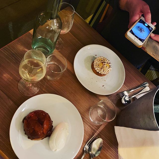 Millennial dining @restaurant_leservan
