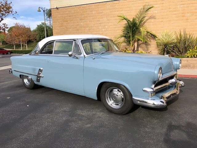 1953 FORD VICTORIA