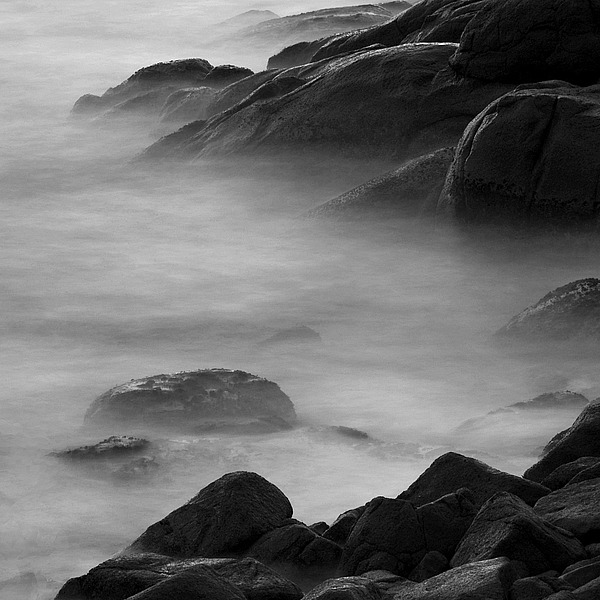 P938D PhotoINC Studio - Rocks in Mist 2.jpg