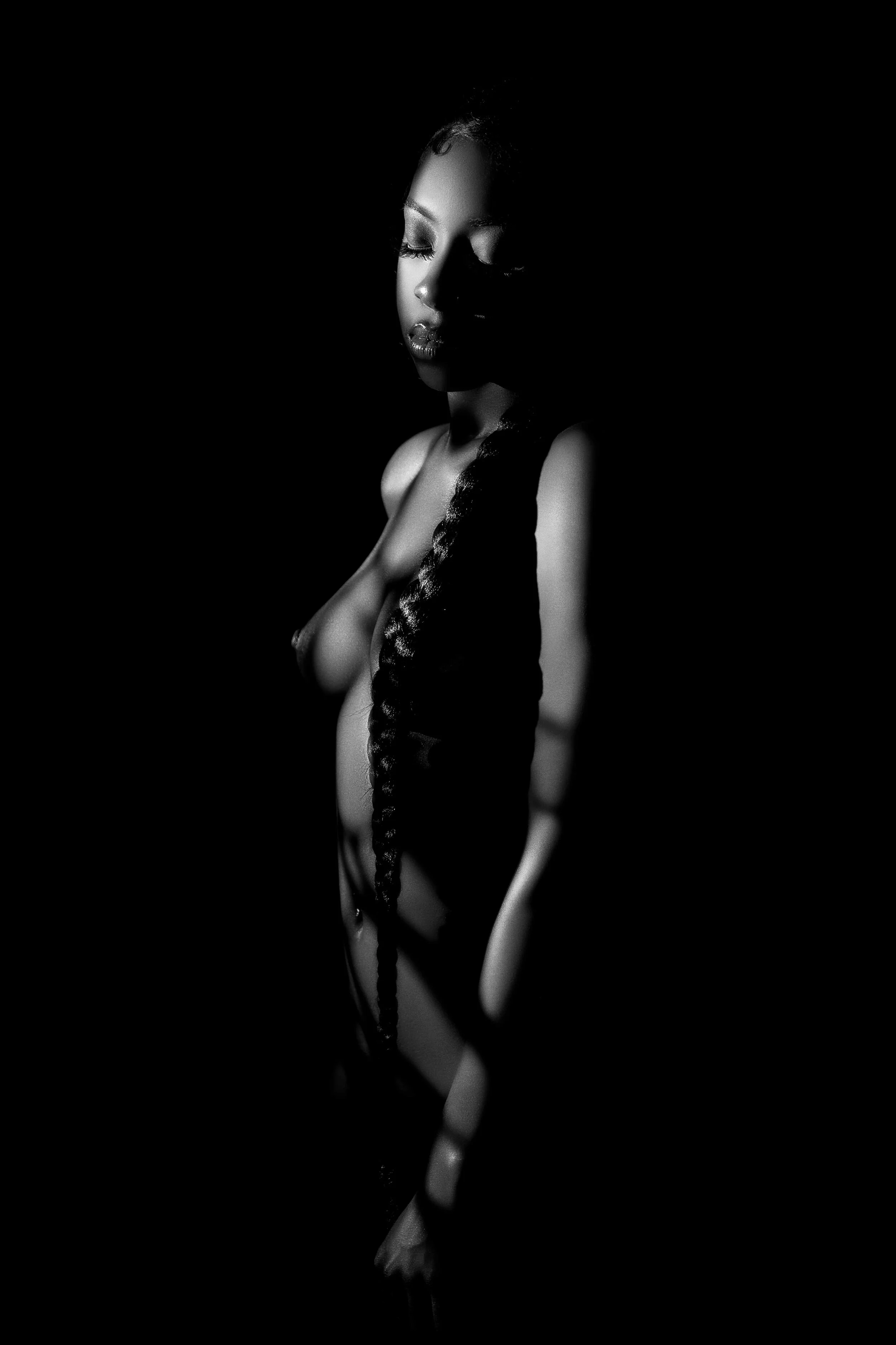 yes2_BW-min.jpg