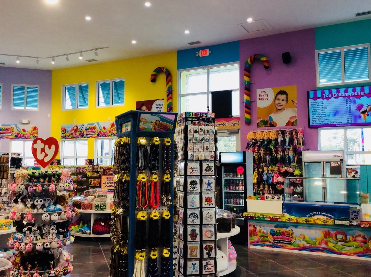 candy store detail .jpeg