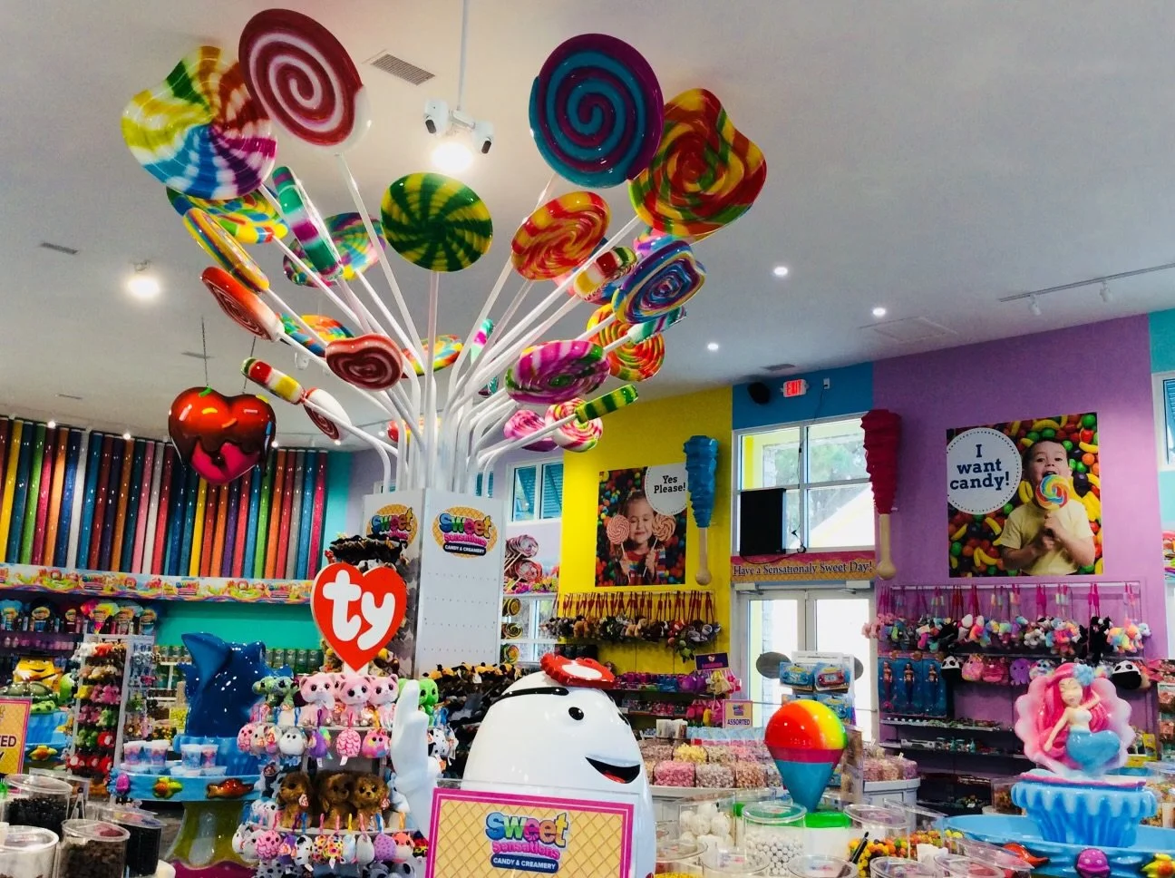 candy store interior detail.jpeg