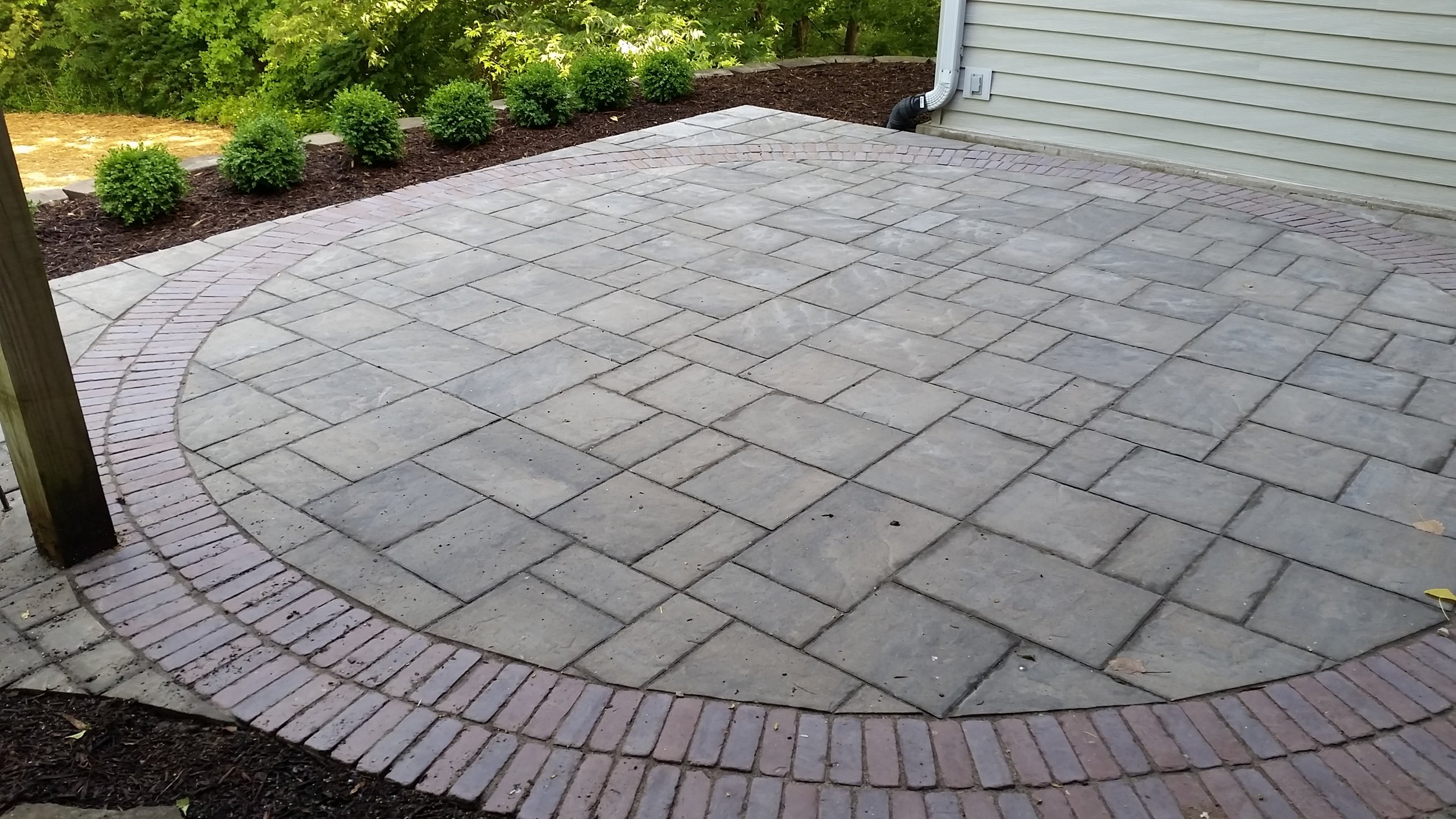 Beacon Hill Paver Patio.jpg