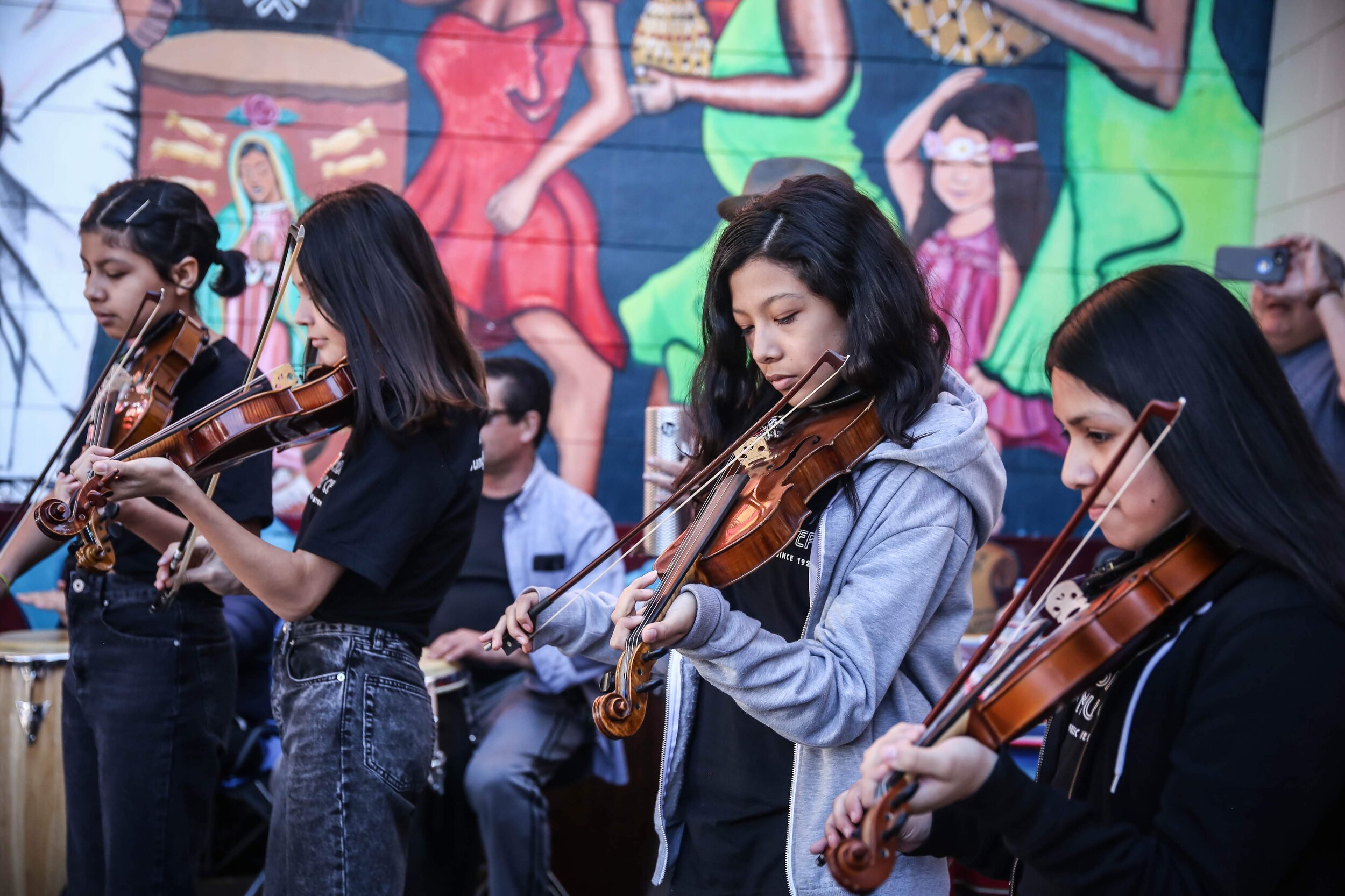 Mission District Young Musicians Program_2019 (1).jpg