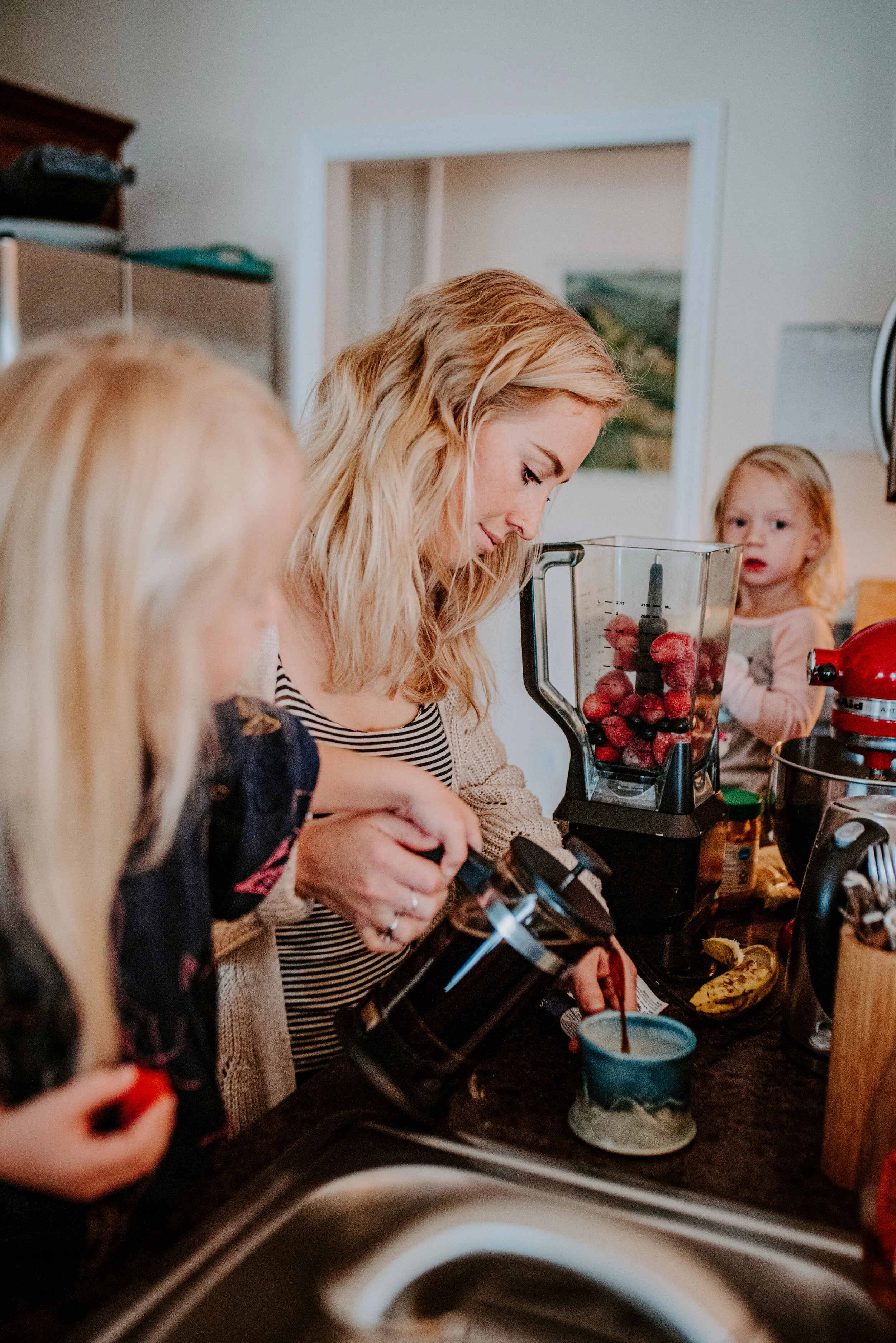 Raleigh Photographer - North Carolina family photographer - in home family session - in home engagement