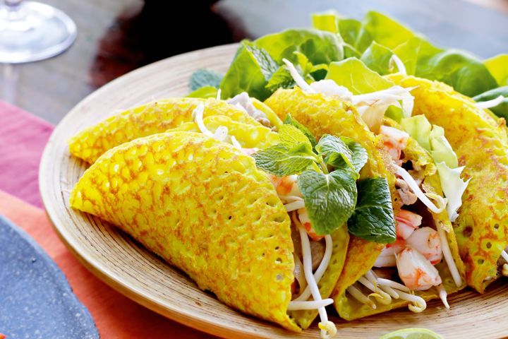 banh-xeo-crispy-pancakes-77516-1.jpg