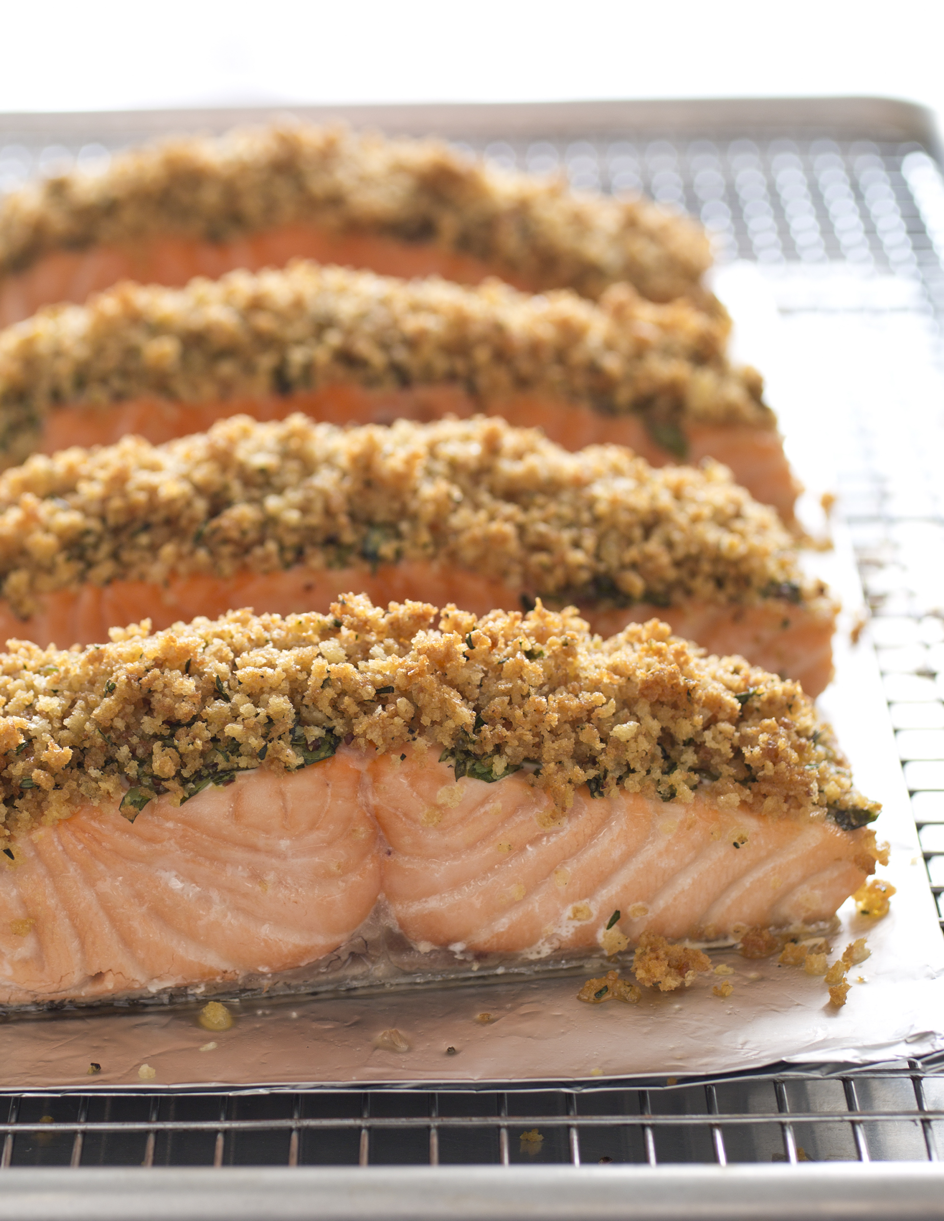 SFS_Herb_Crusted_Salmon_BW-5.jpg