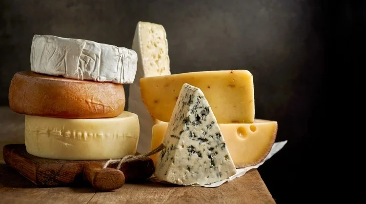 Cheese-lifts-US-dairy-exports-driven-by-emerging-markets_wrbm_large.jpg