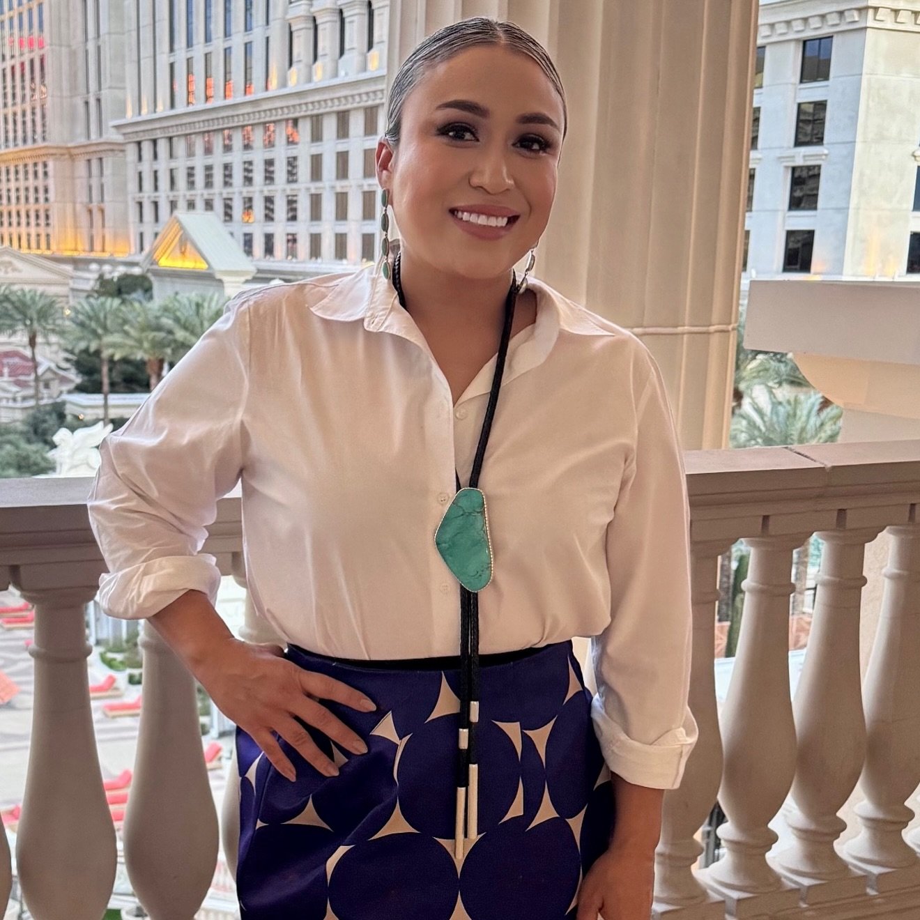 My beautiful friend Rachel showcasing my Turquoise Mountain bolo at a RES @ncaied event &bull; stop by to shop more of my handcrafted Navajo jewelry &bull; booth A11 @ncaied day 3 ✨

You can also SHOP online &bull; www.TheSilverArtichoke.com